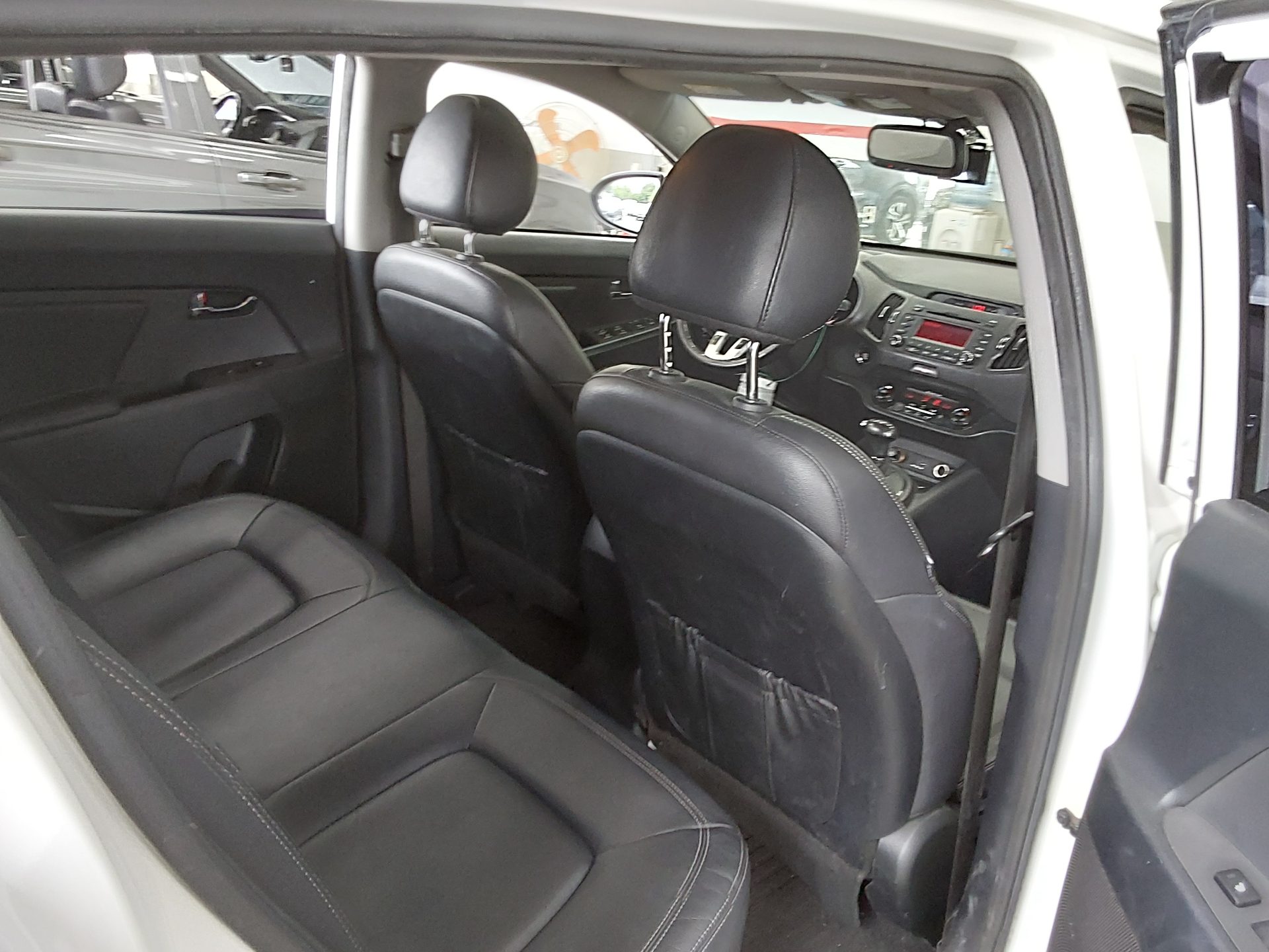 2012 - kia sportage