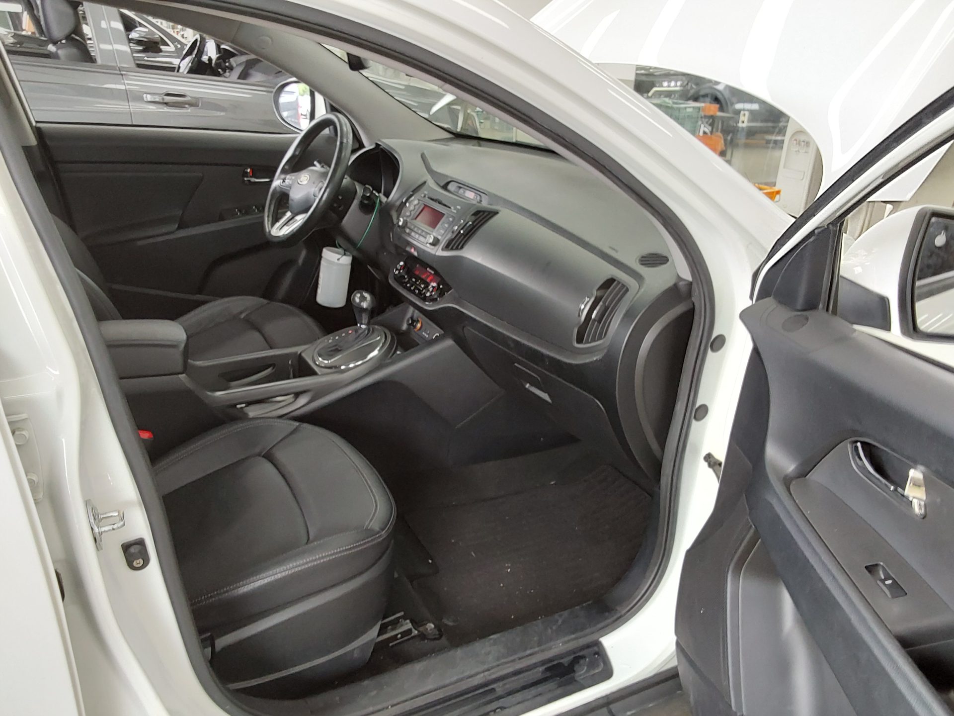 2012 - kia sportage