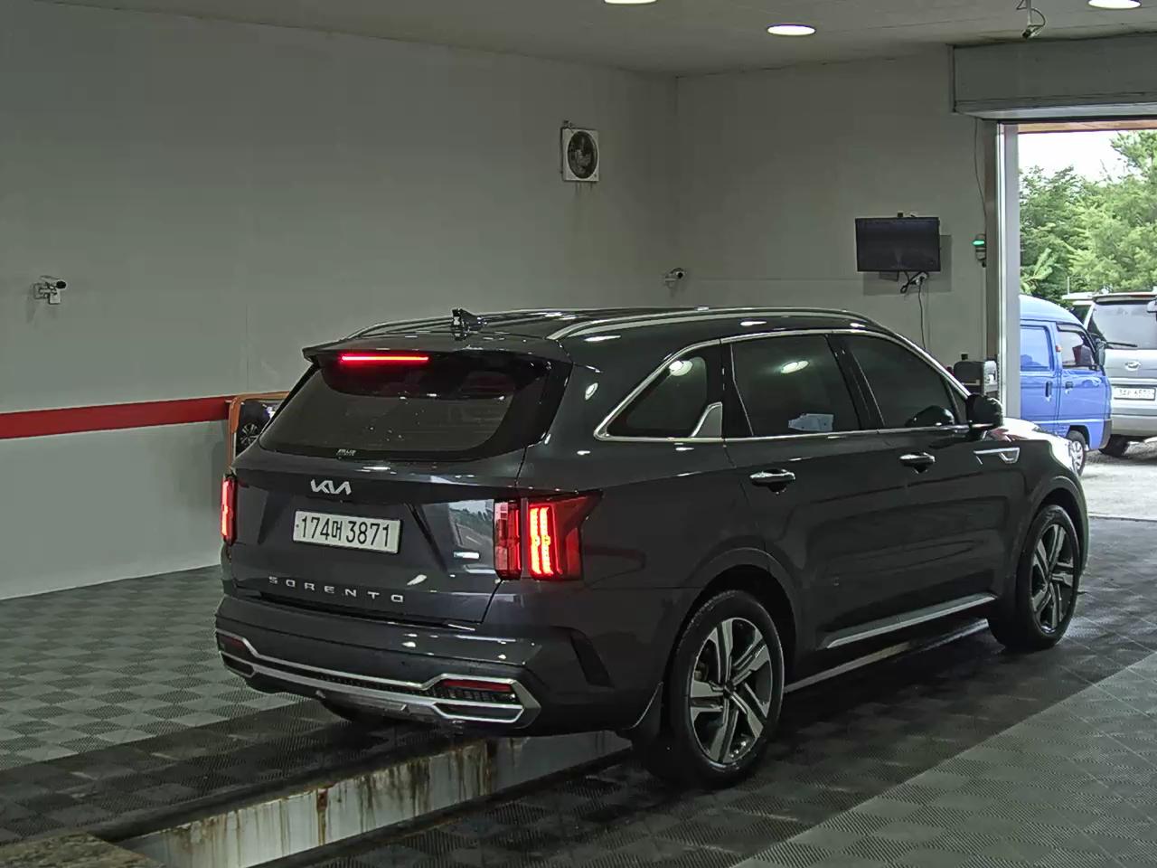 2022 - kia sorento