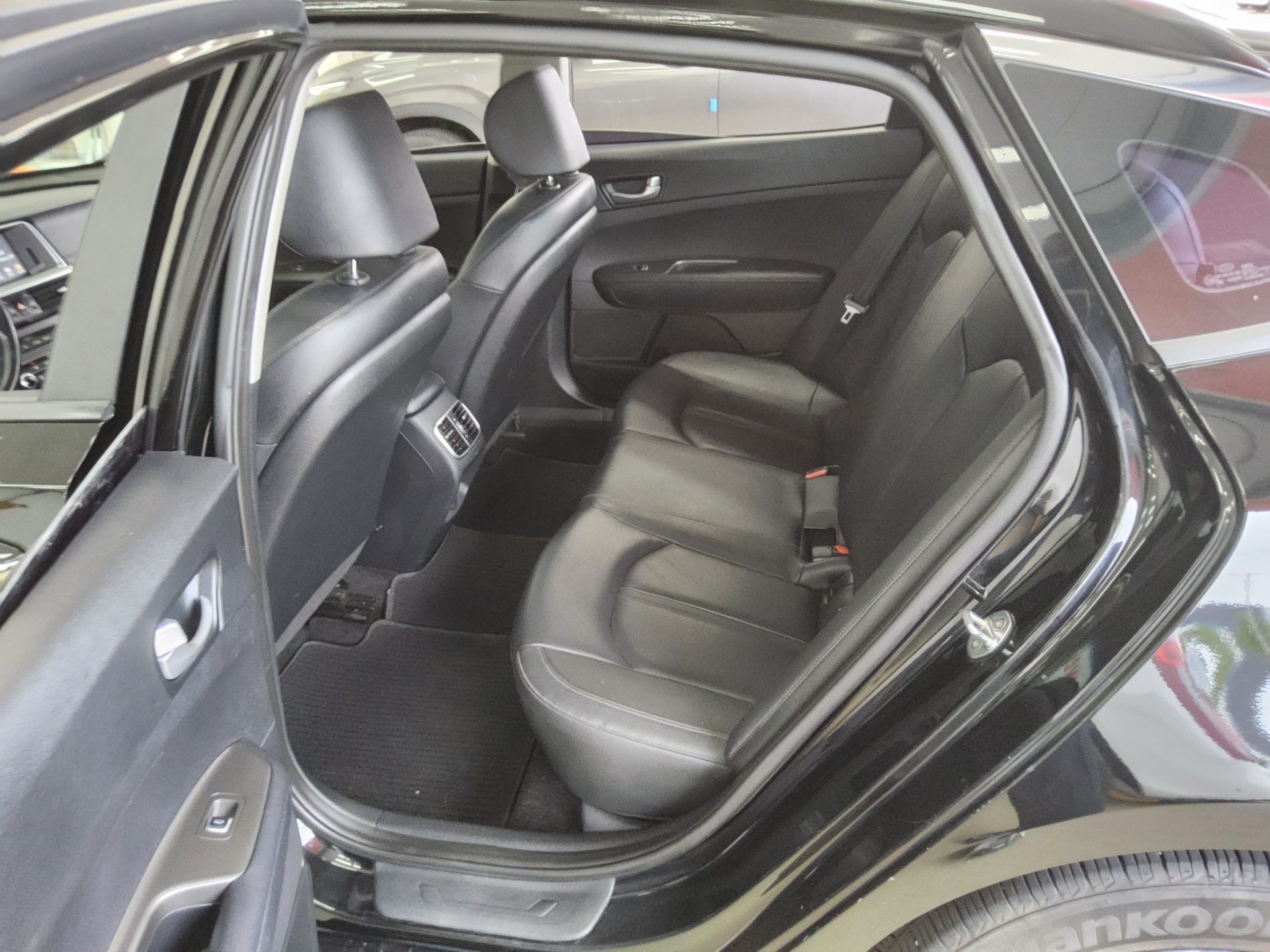 2019 - kia k5