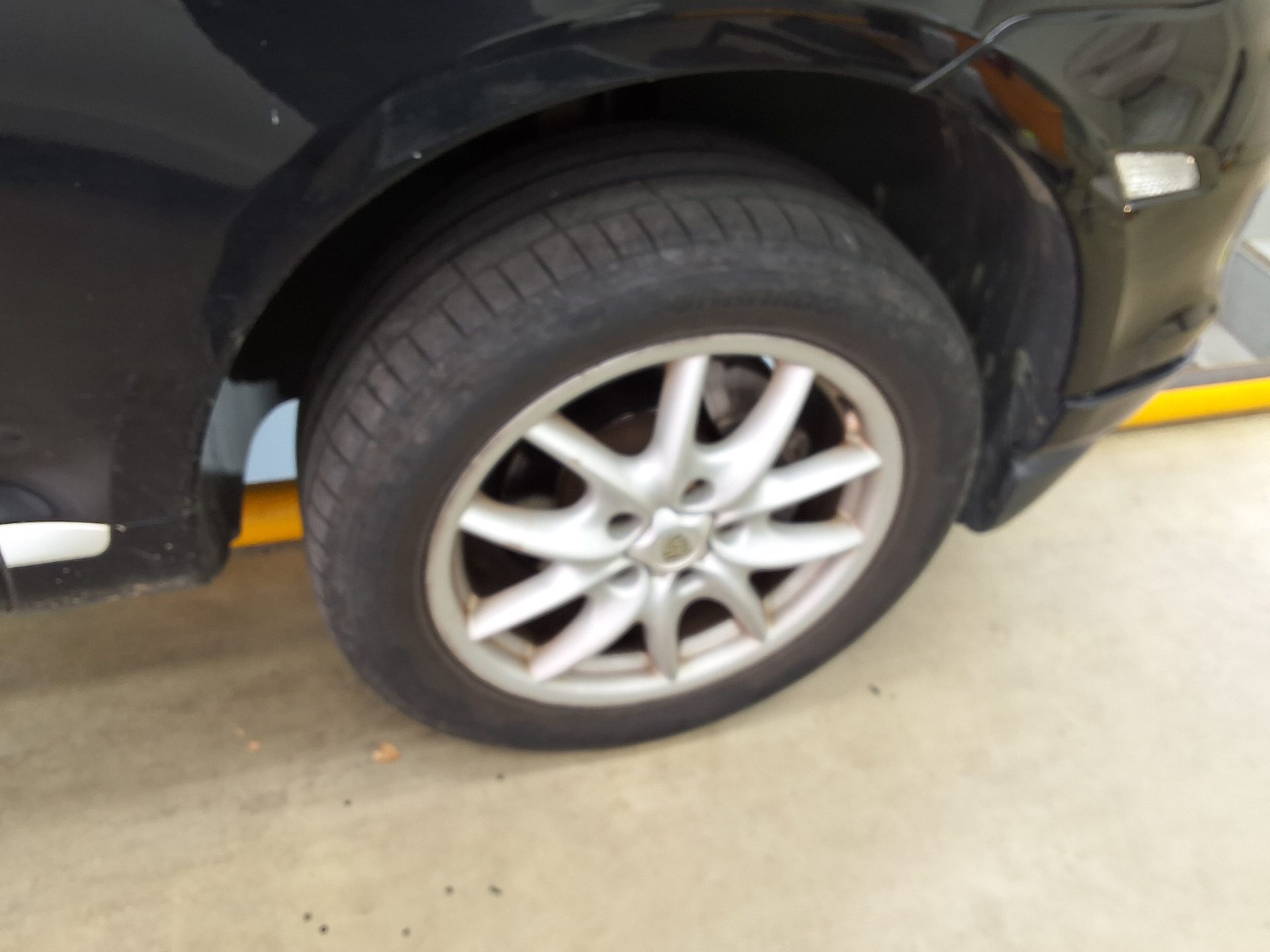 2010 - porsche cayenne