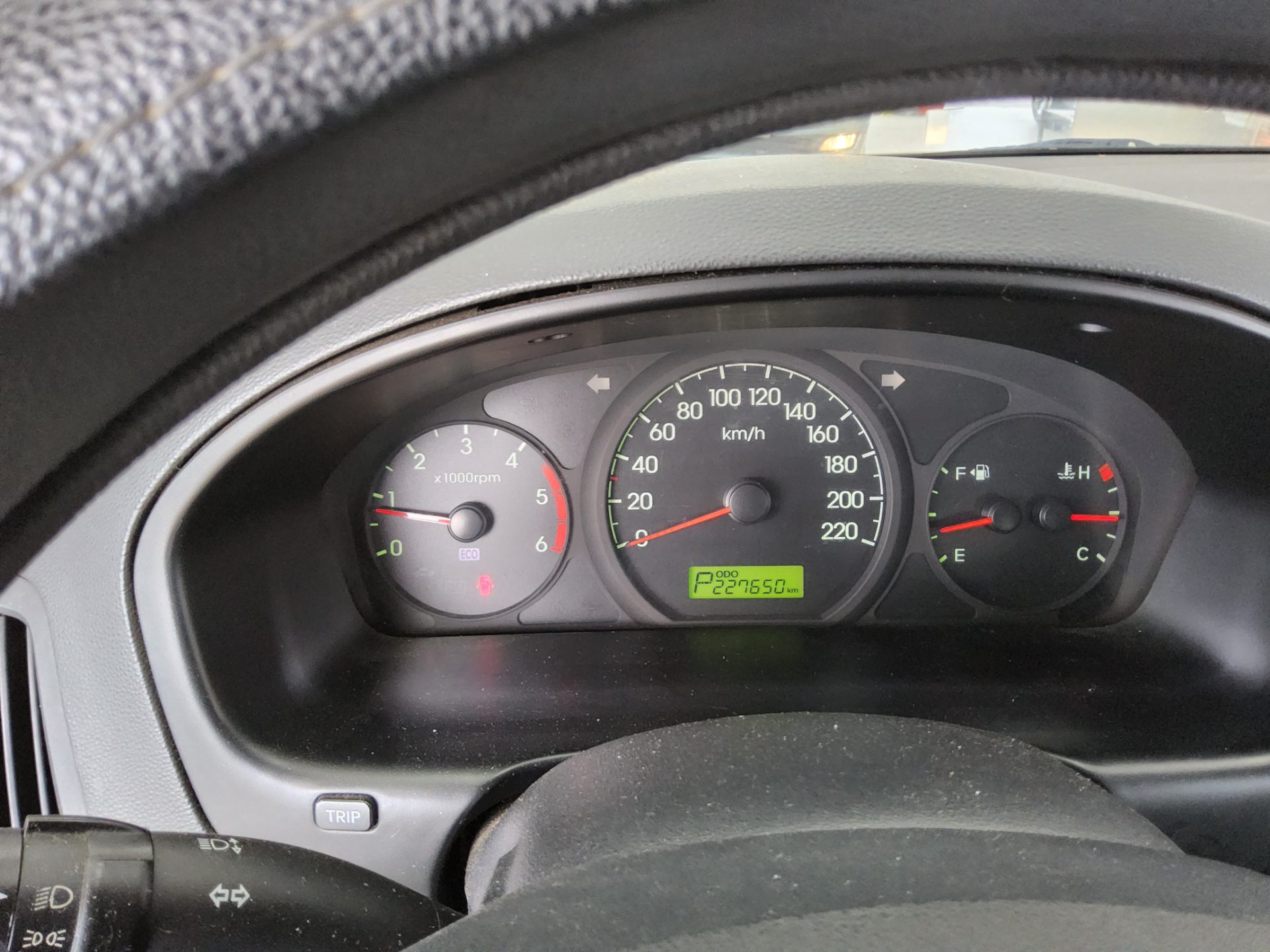 2011 - hyundai grand starex
