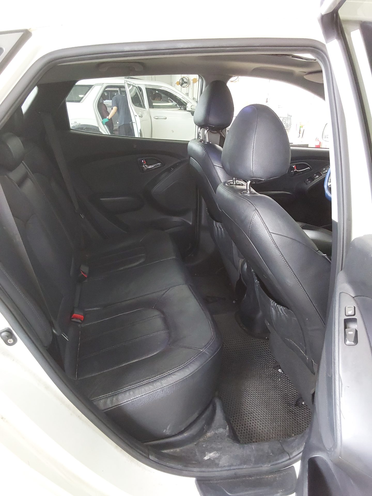 2012 - hyundai tucson