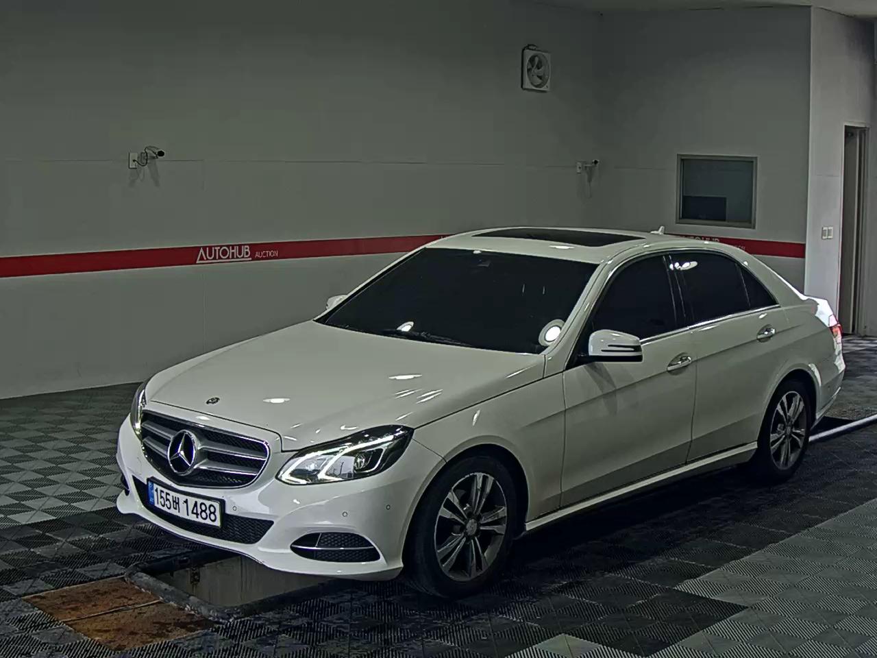 MERCEDES-BENZ CLASS (4TH GEN) E220 CDI AVANTGARDE