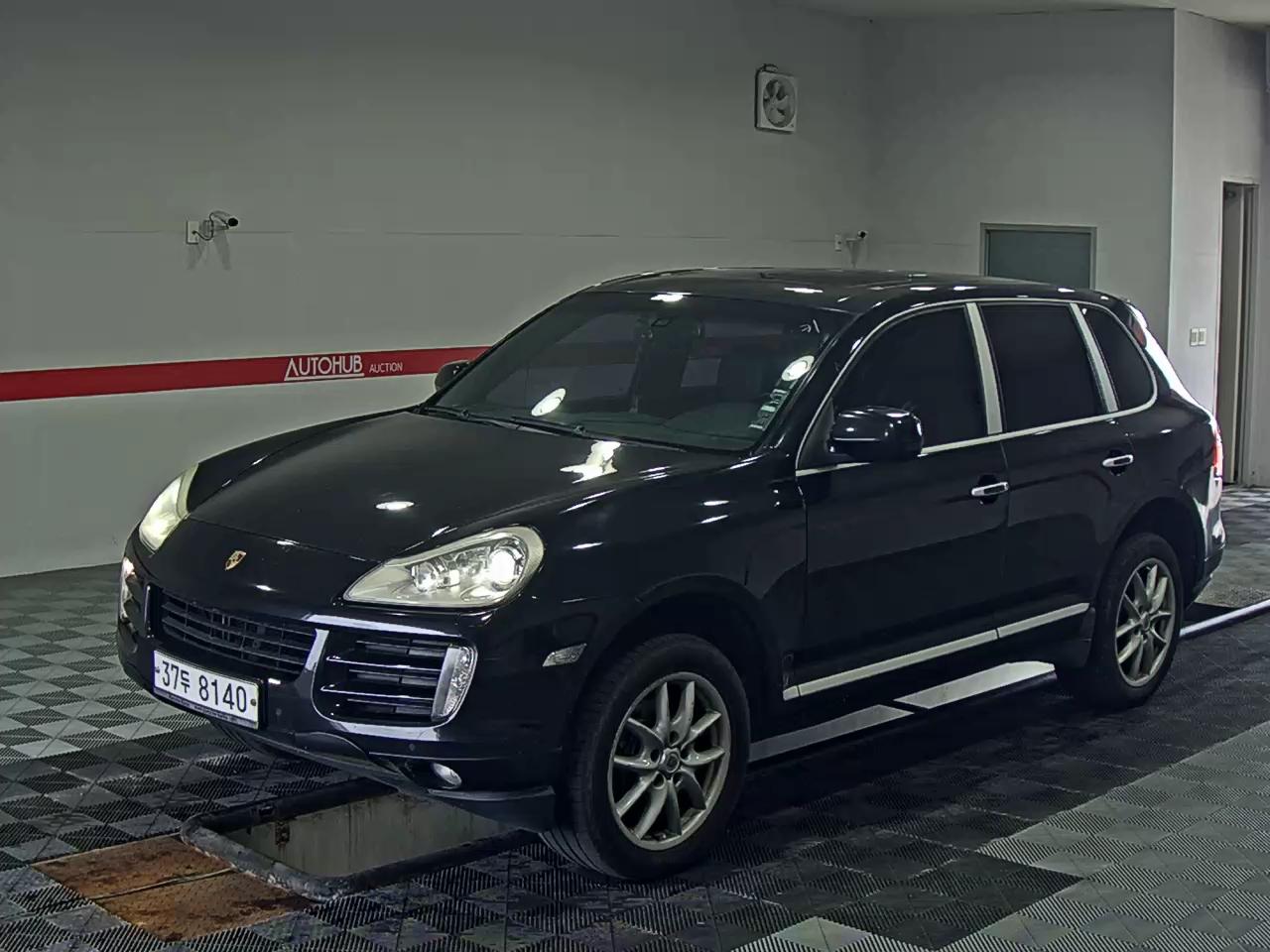 2010 - porsche cayenne