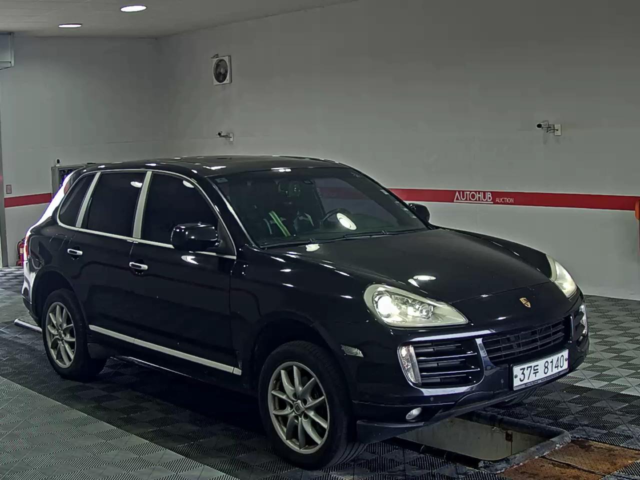 2010 - porsche cayenne