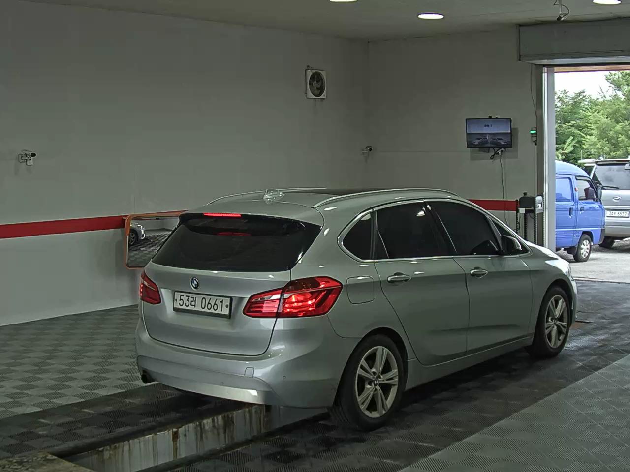 2016 - bmw 2 series