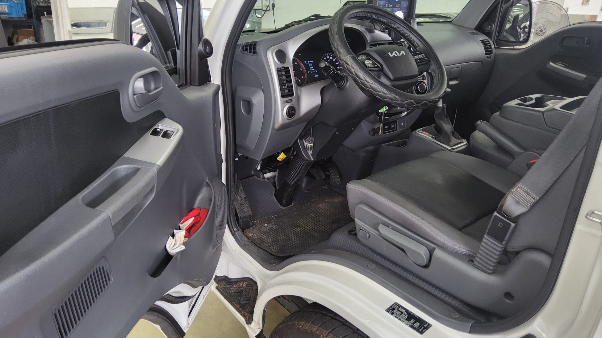 2025 - kia bongo