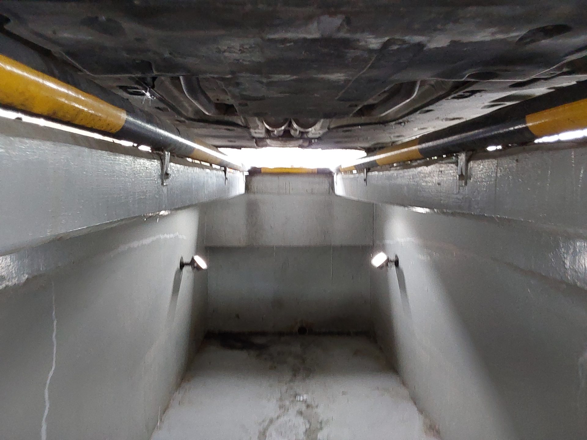 2015 - hyundai g330