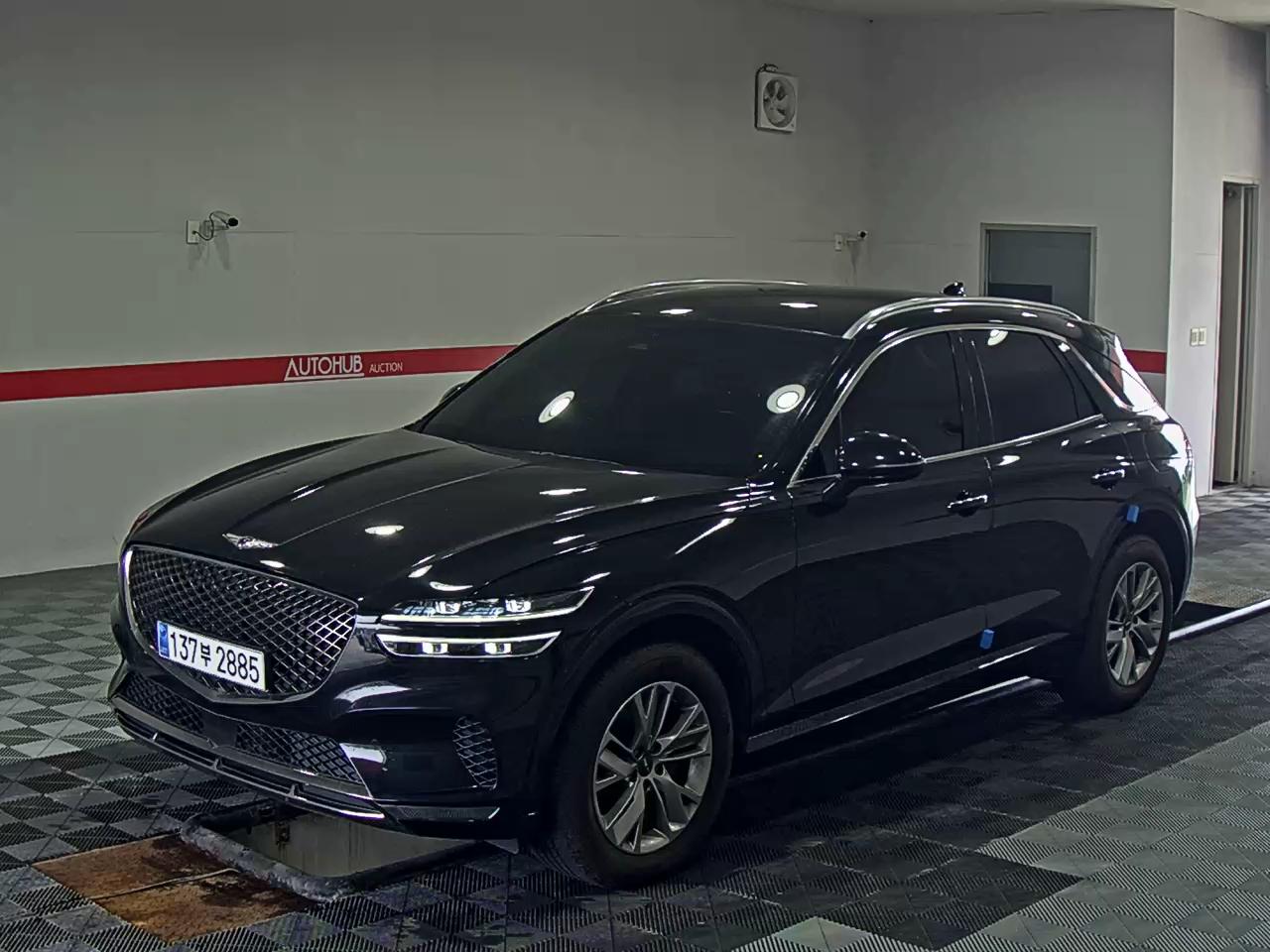 GENESIS GV70 BASE MODEL