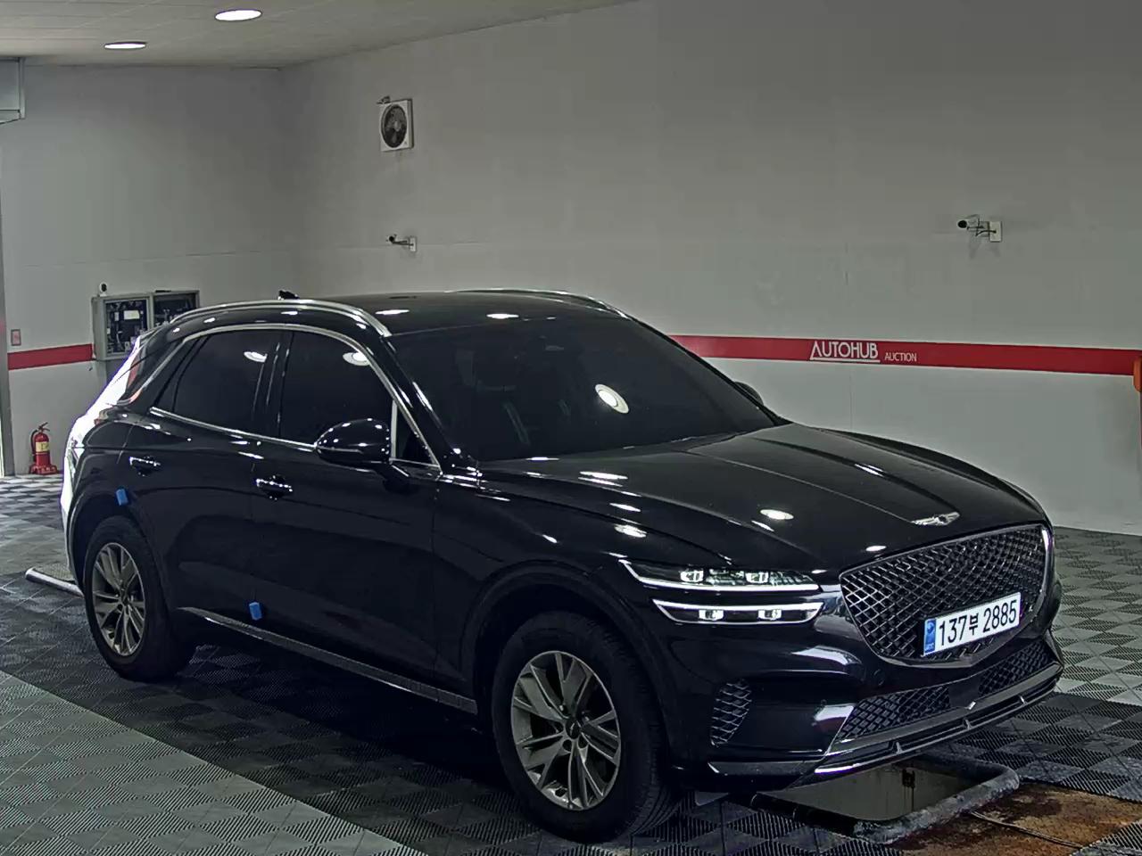 2021 - genesis gv70