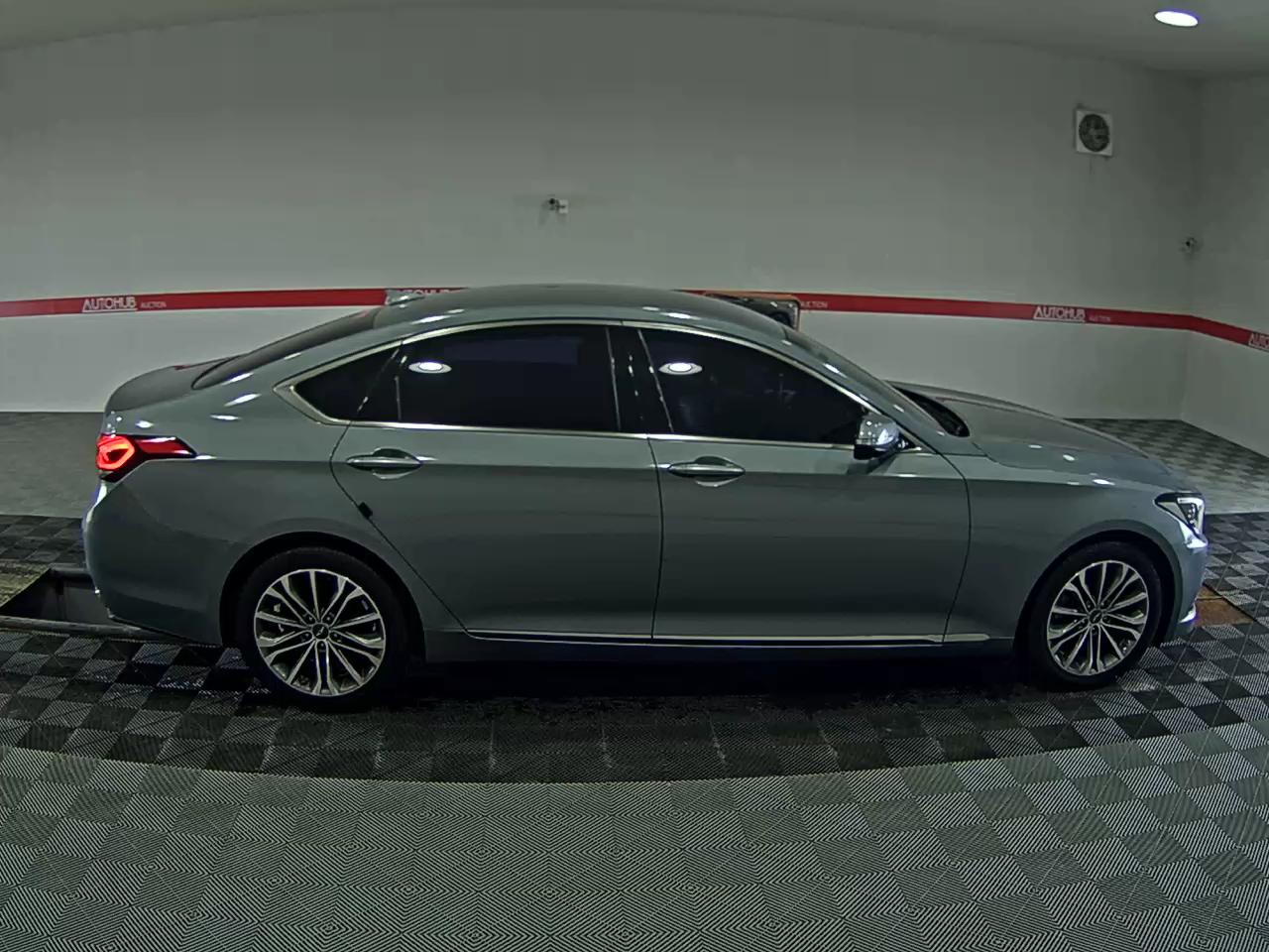 2015 - hyundai g330