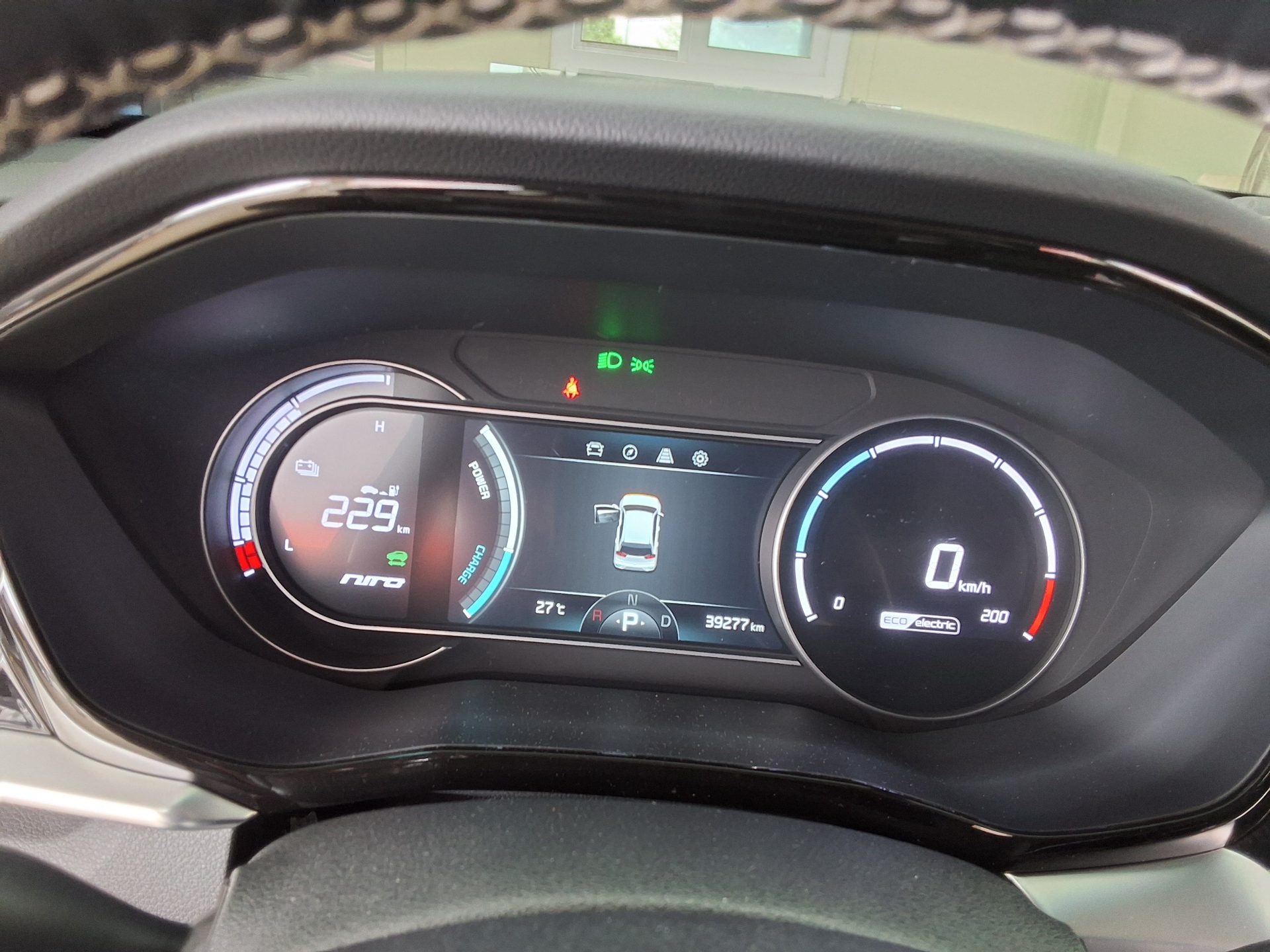2022 - kia niro