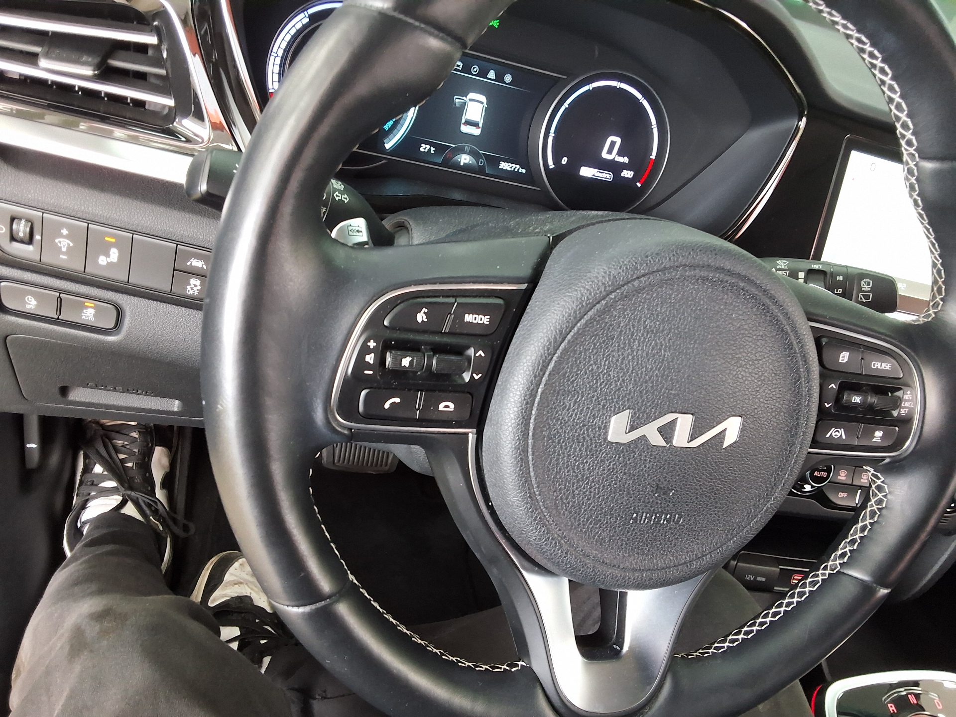 2022 - kia niro