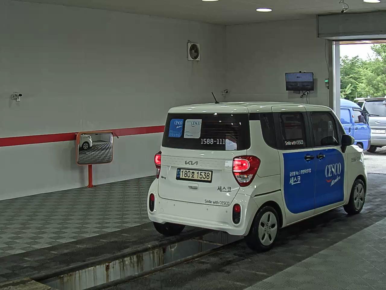 2022 - kia ray