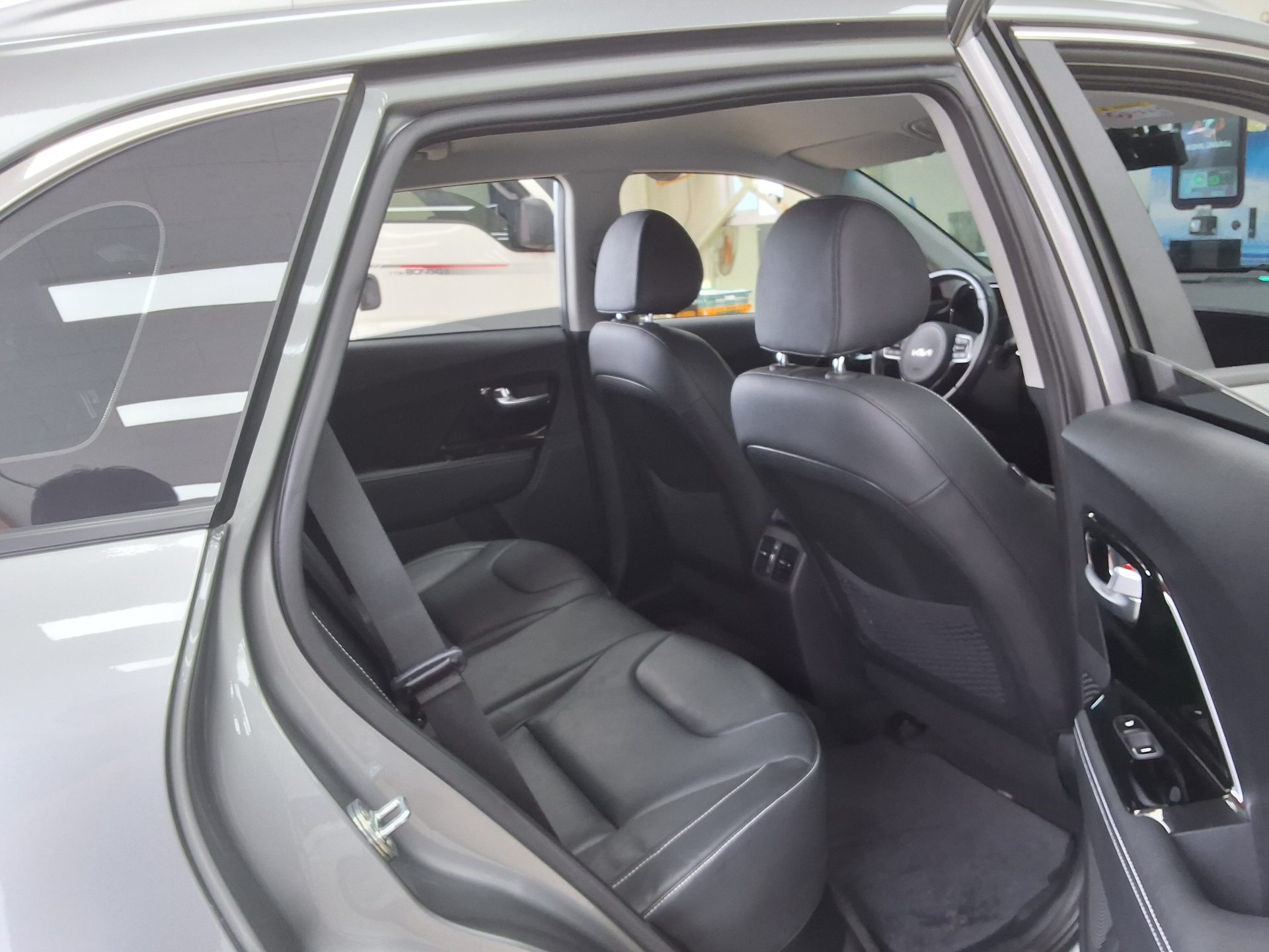 2022 - kia niro
