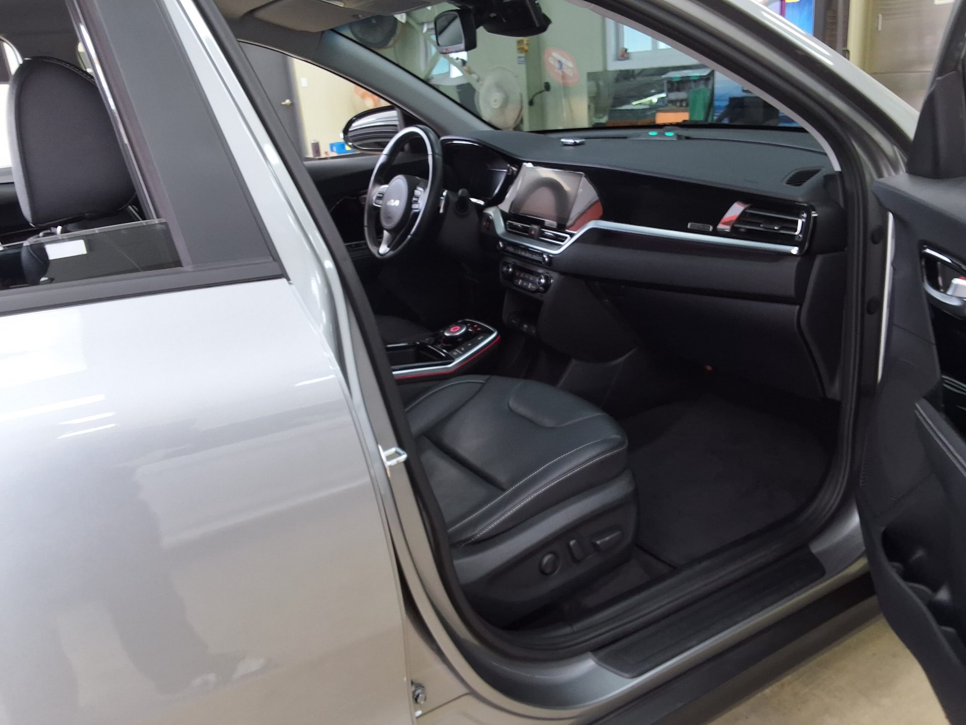 2022 - kia niro