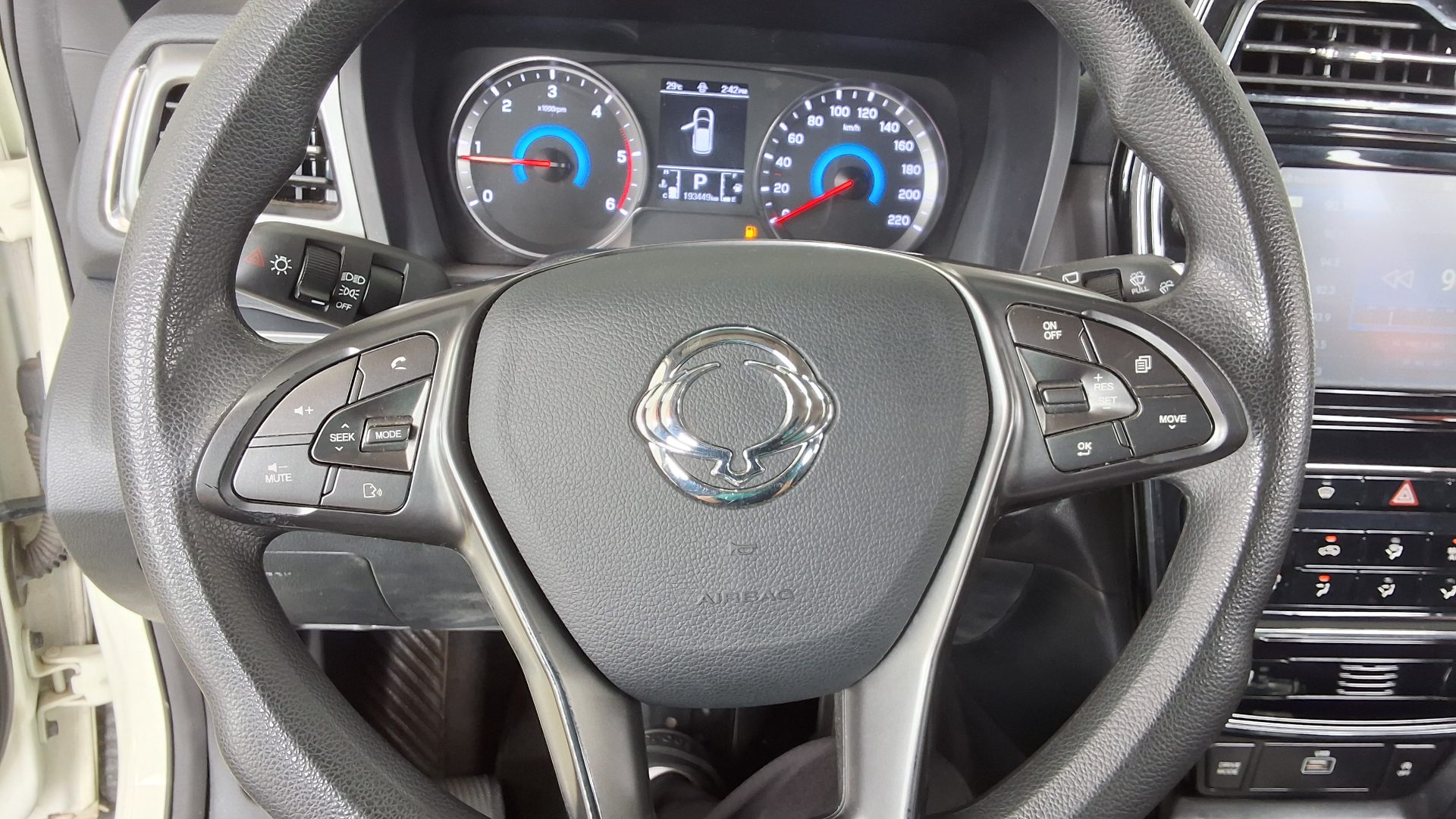 2021 - ssangyong tivoli