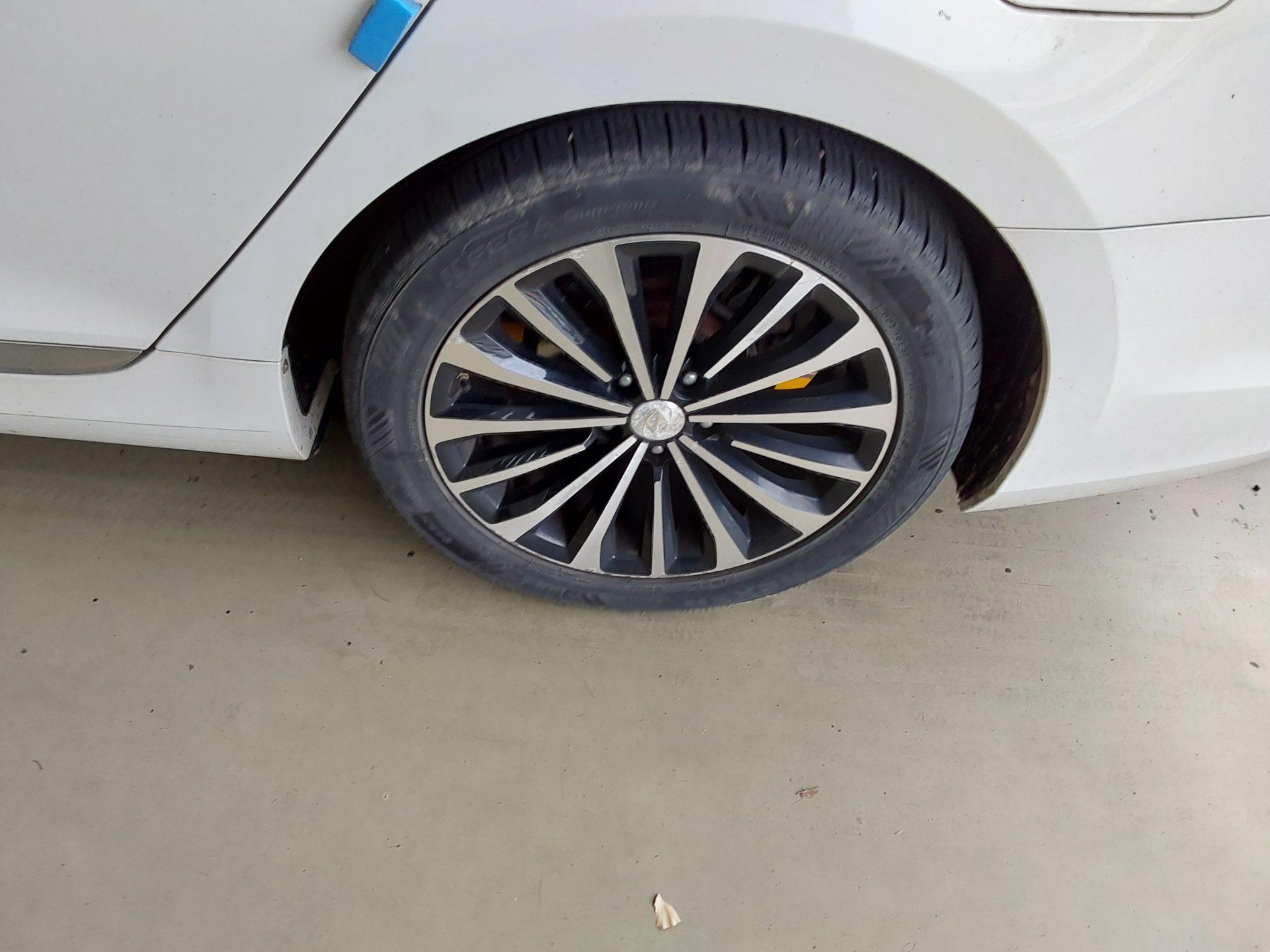 2011 - hyundai grandeur