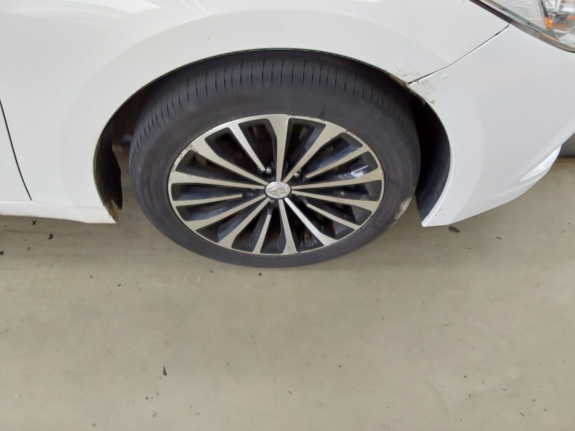 2011 - hyundai grandeur