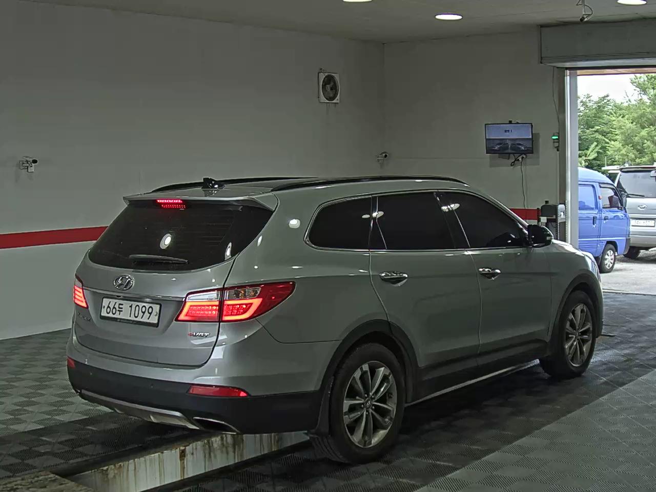 2014 - hyundai maxcruz