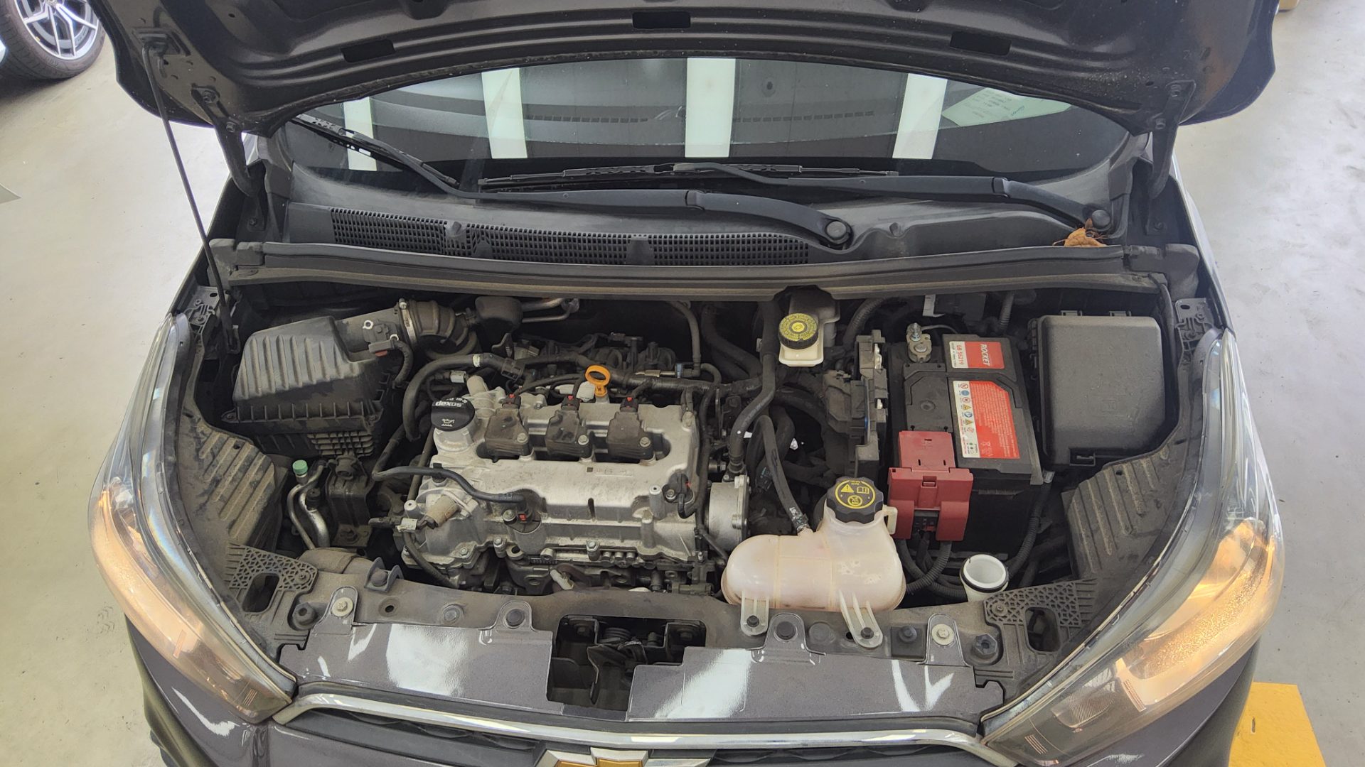 2016 - chevrolet spark