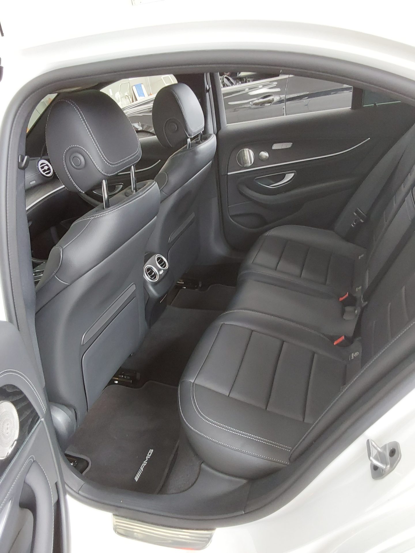 2023 - mercedes-benz e220d