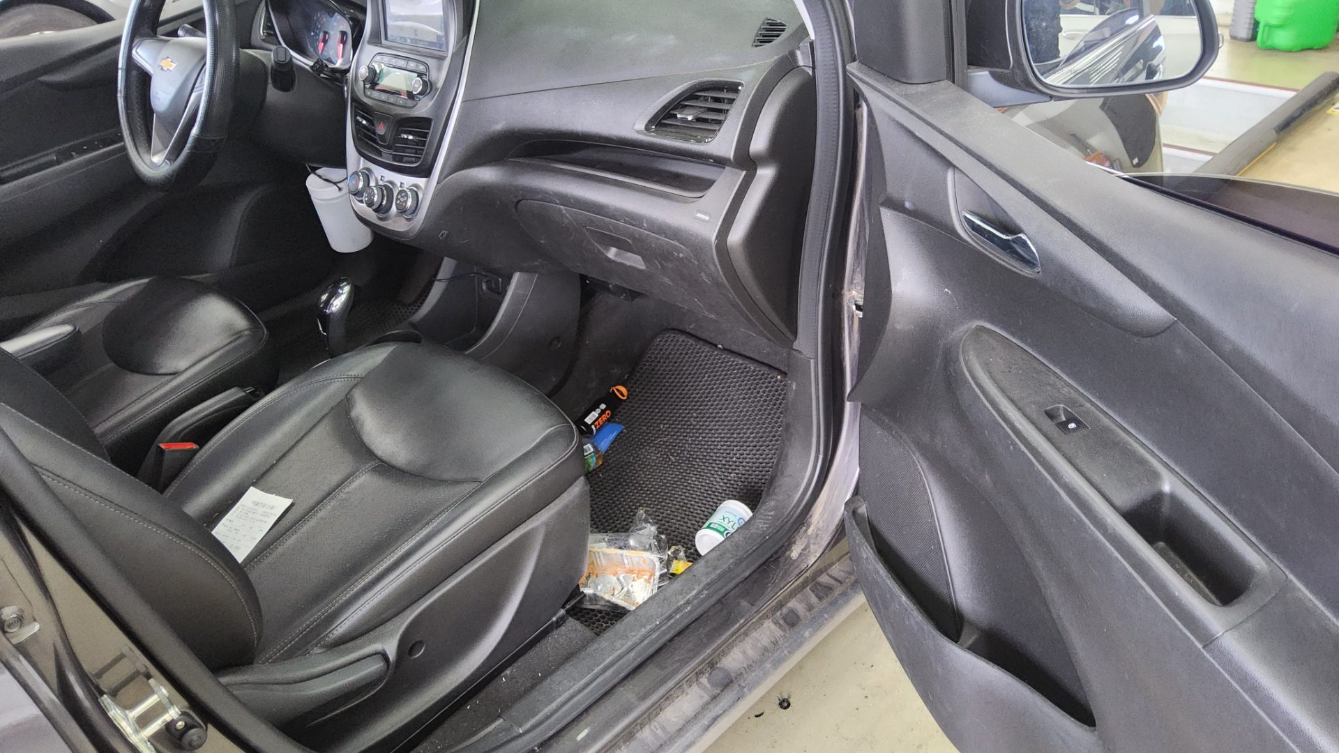 2016 - chevrolet spark