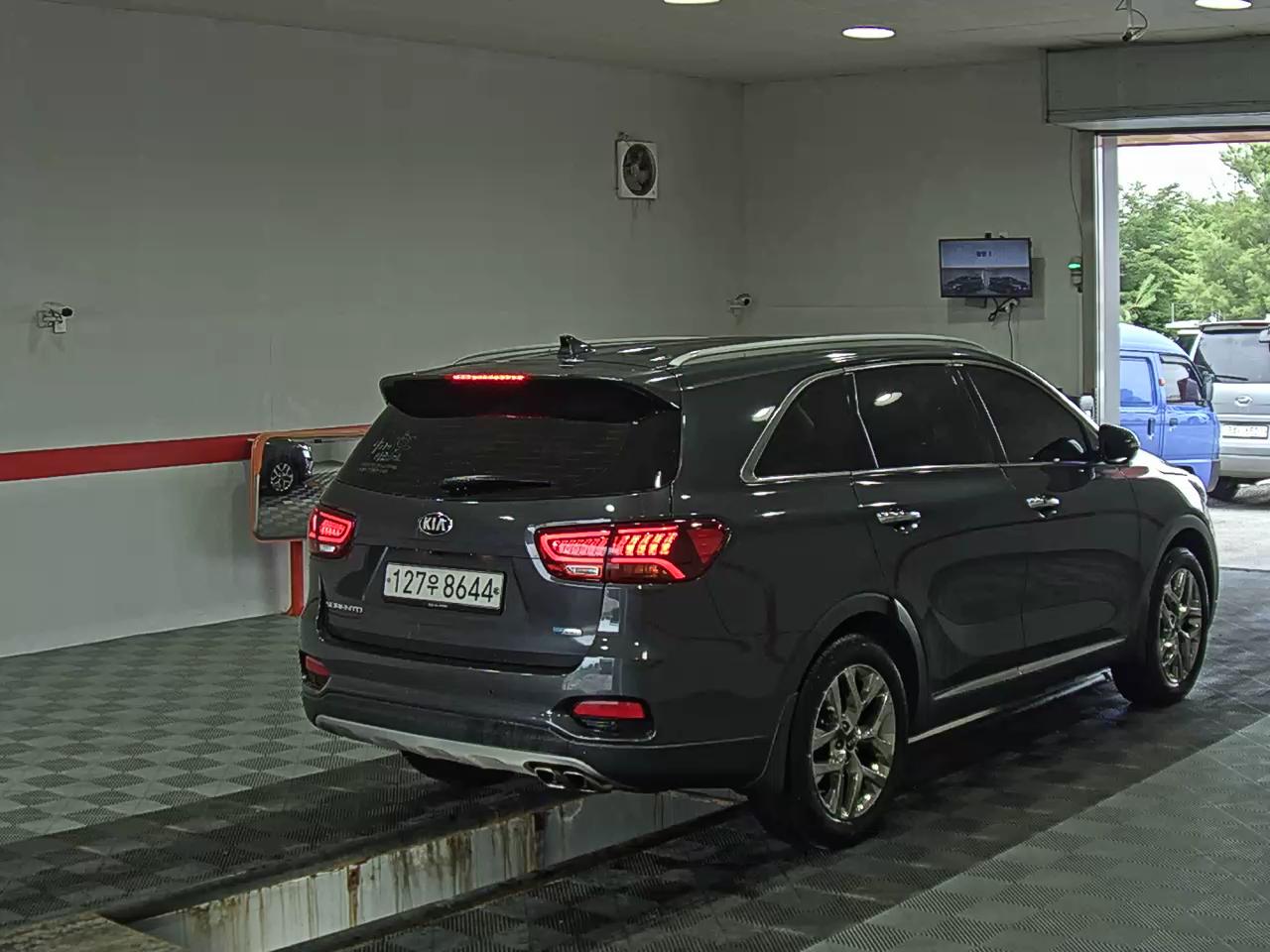 2020 - kia sorento