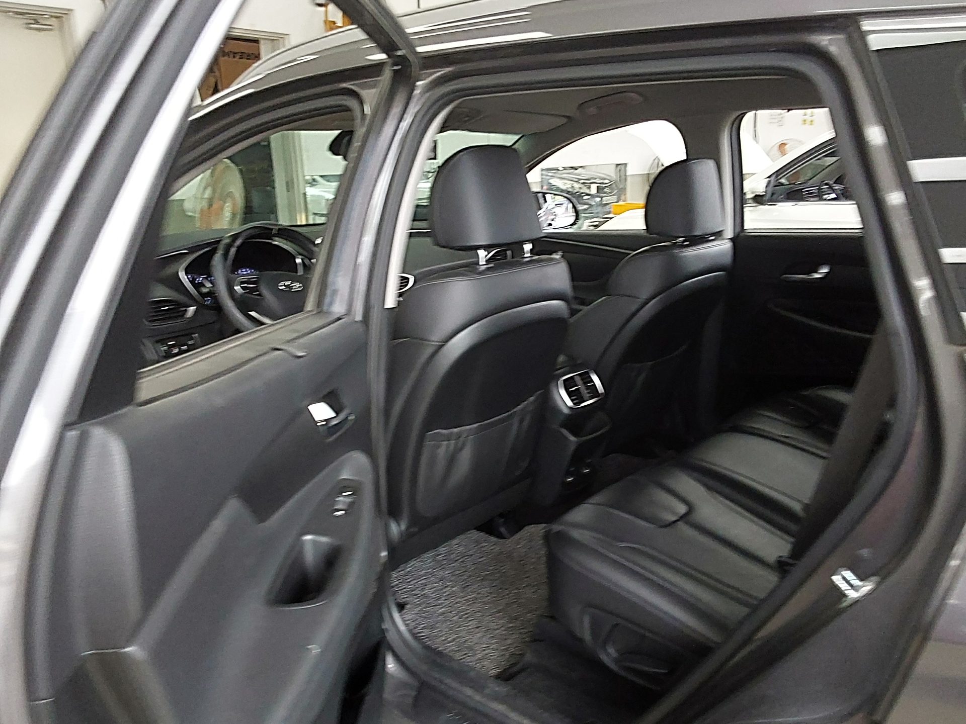 2019 - hyundai santa fe
