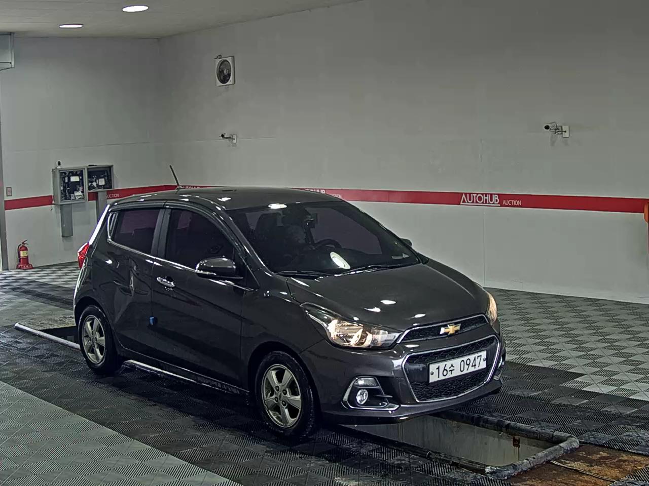 2016 - chevrolet spark