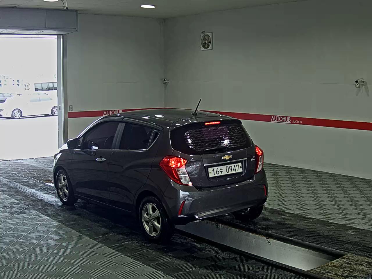 2016 - chevrolet spark