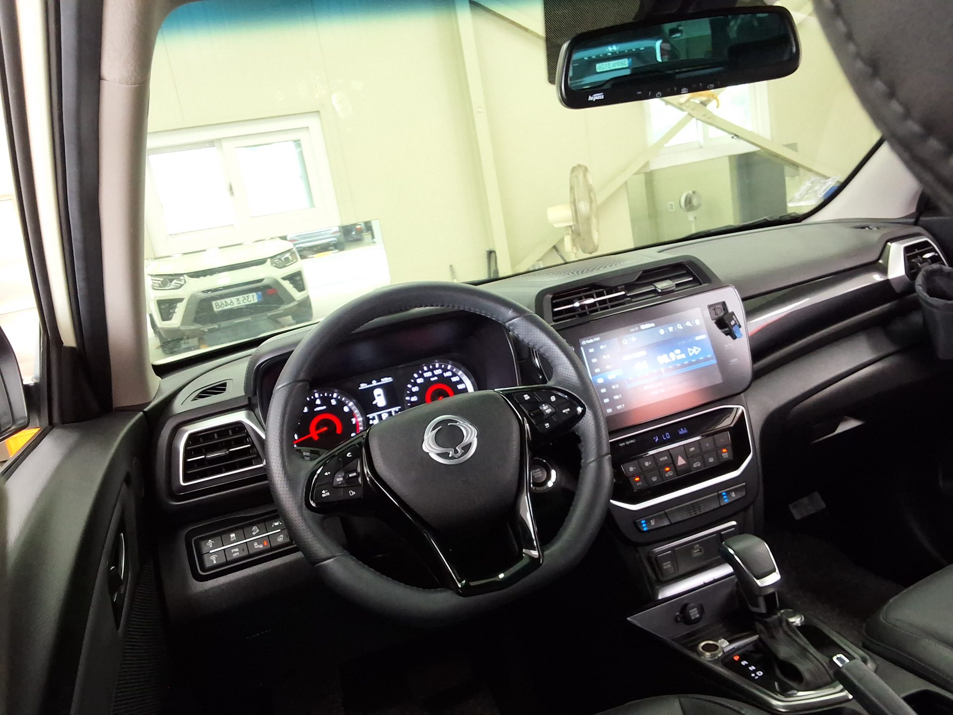 2024 - ssangyong tivoli