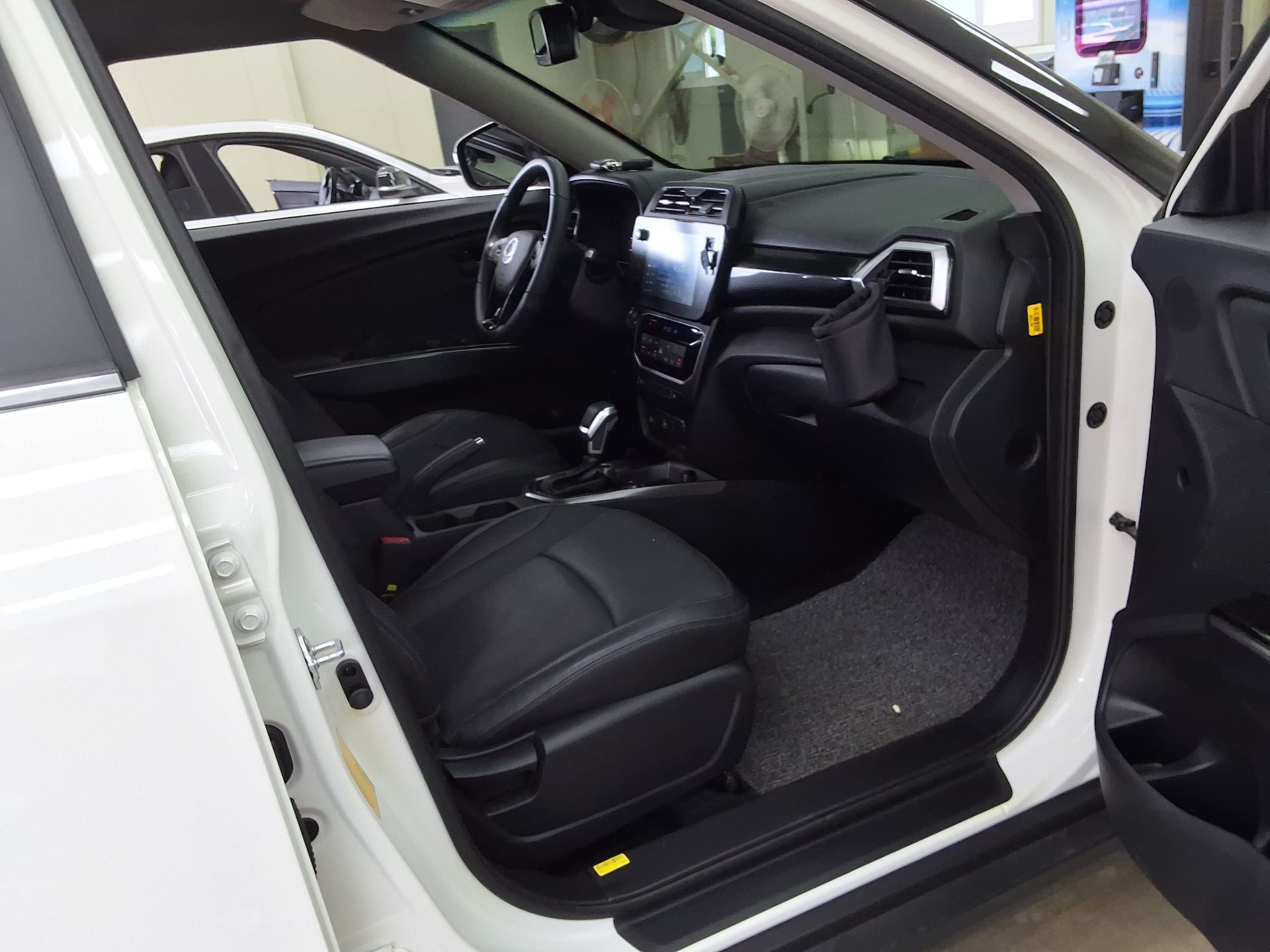 2024 - ssangyong tivoli