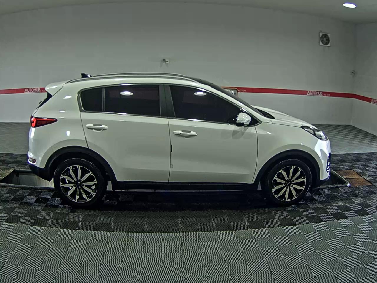 2016 - kia sportage