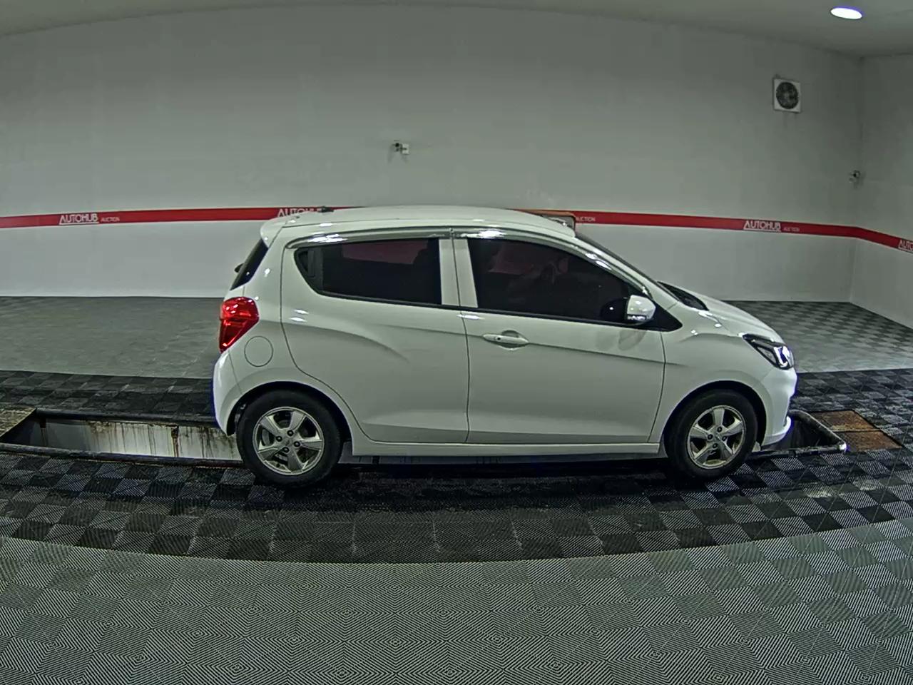 2019 - chevrolet spark