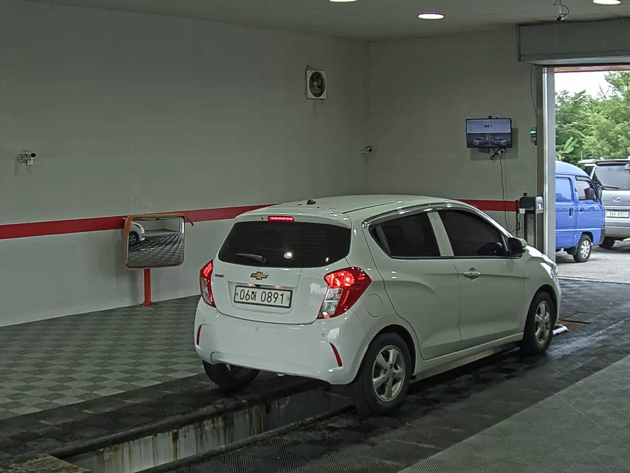 2019 - chevrolet spark