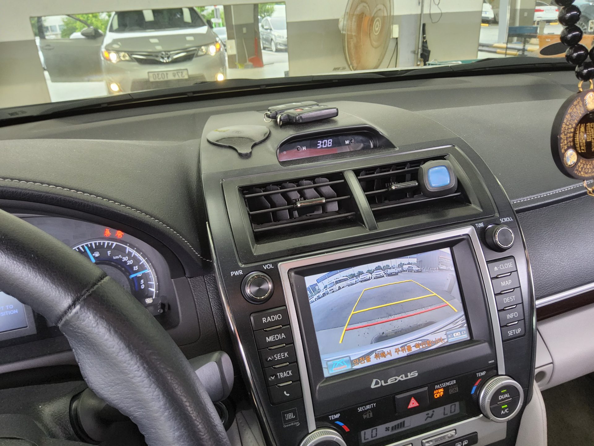 2014 - toyota camry