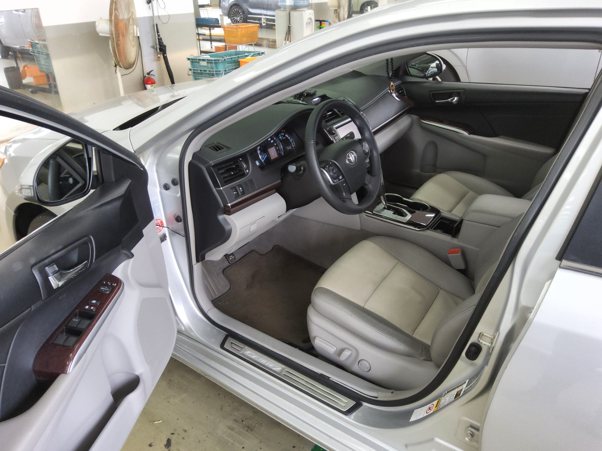 2014 - toyota camry