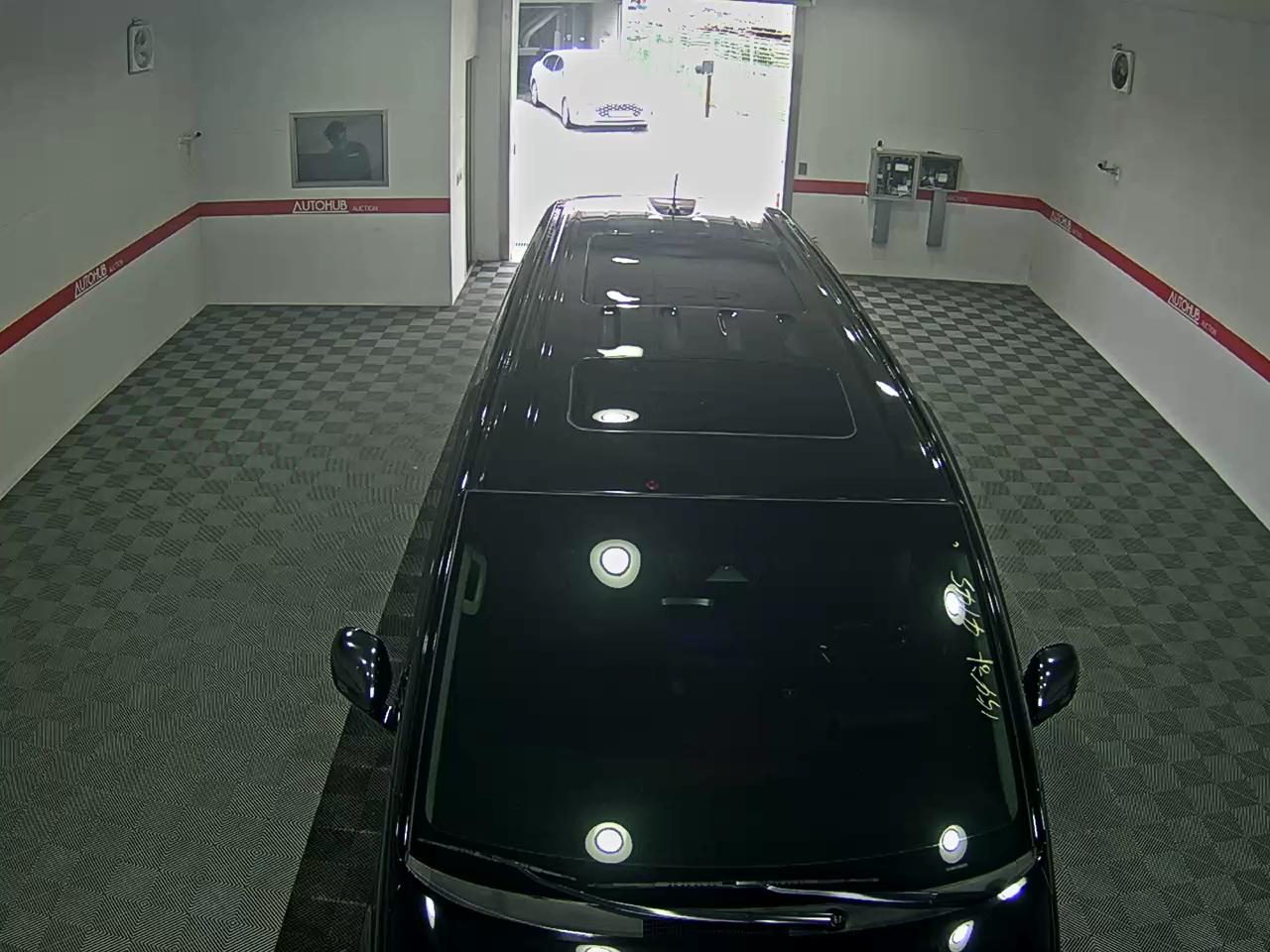 2022 - hyundai staria