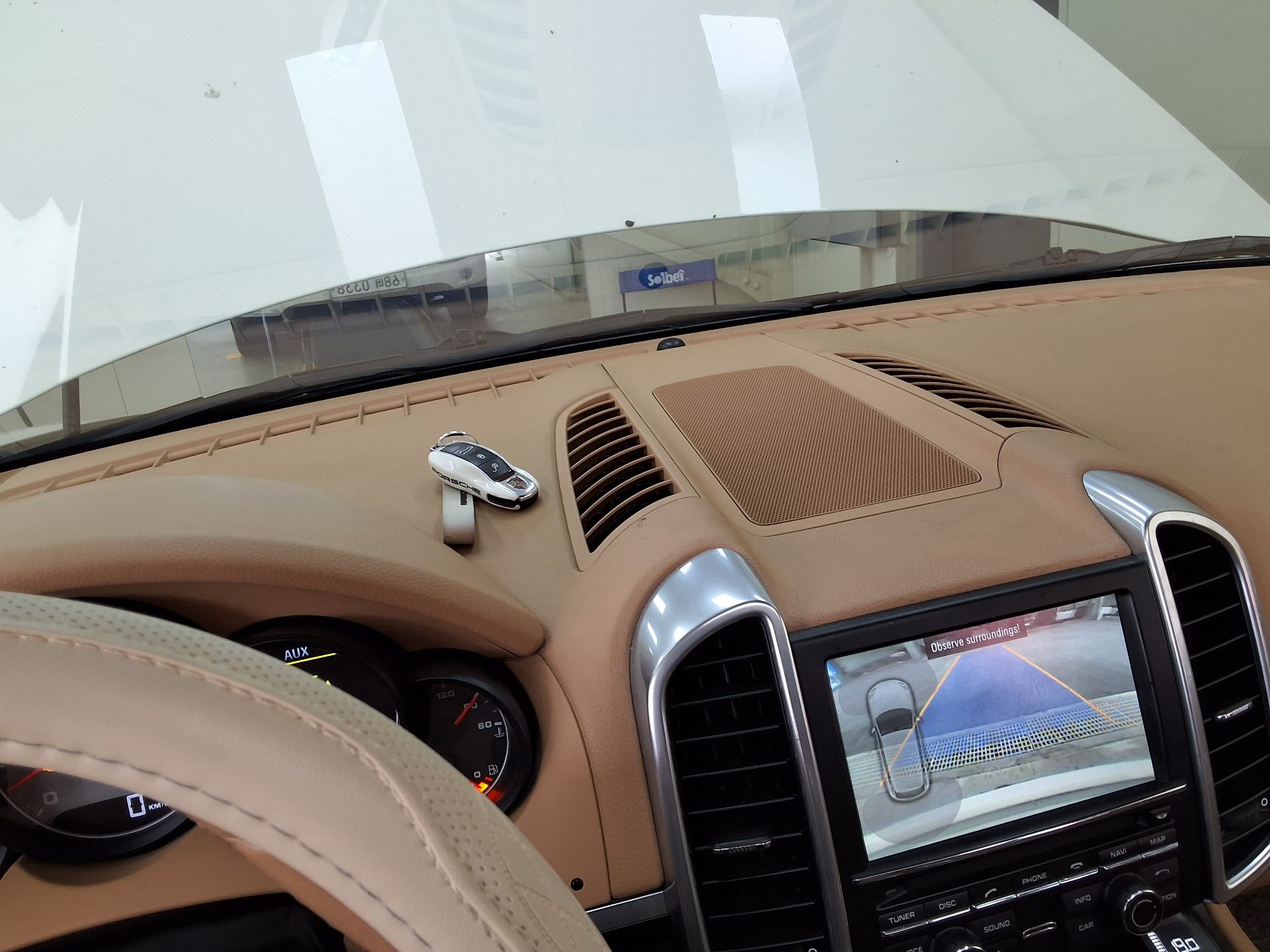 2011 - porsche cayenne