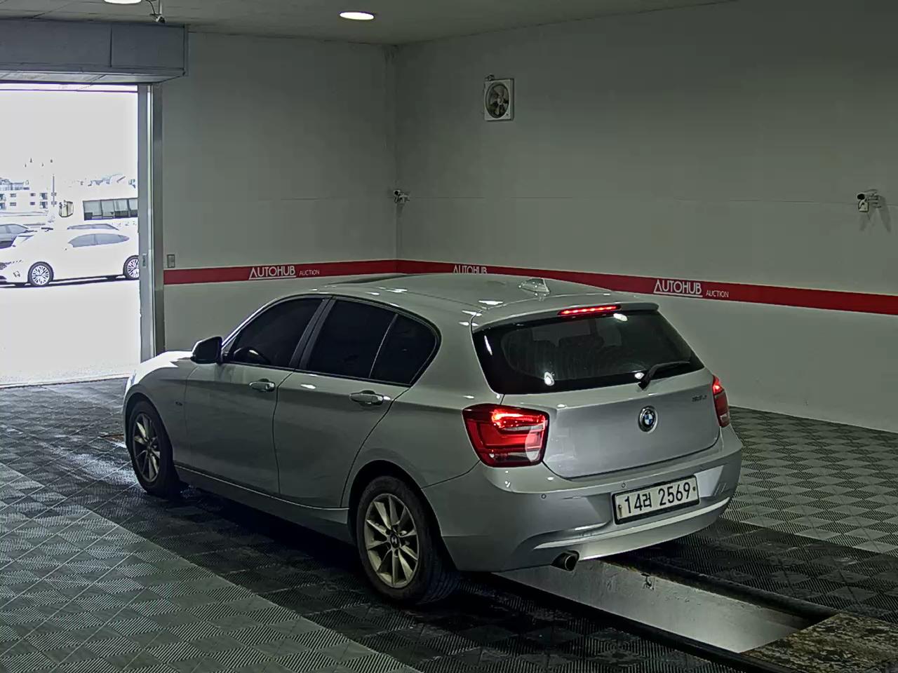 2013 - bmw 1 series