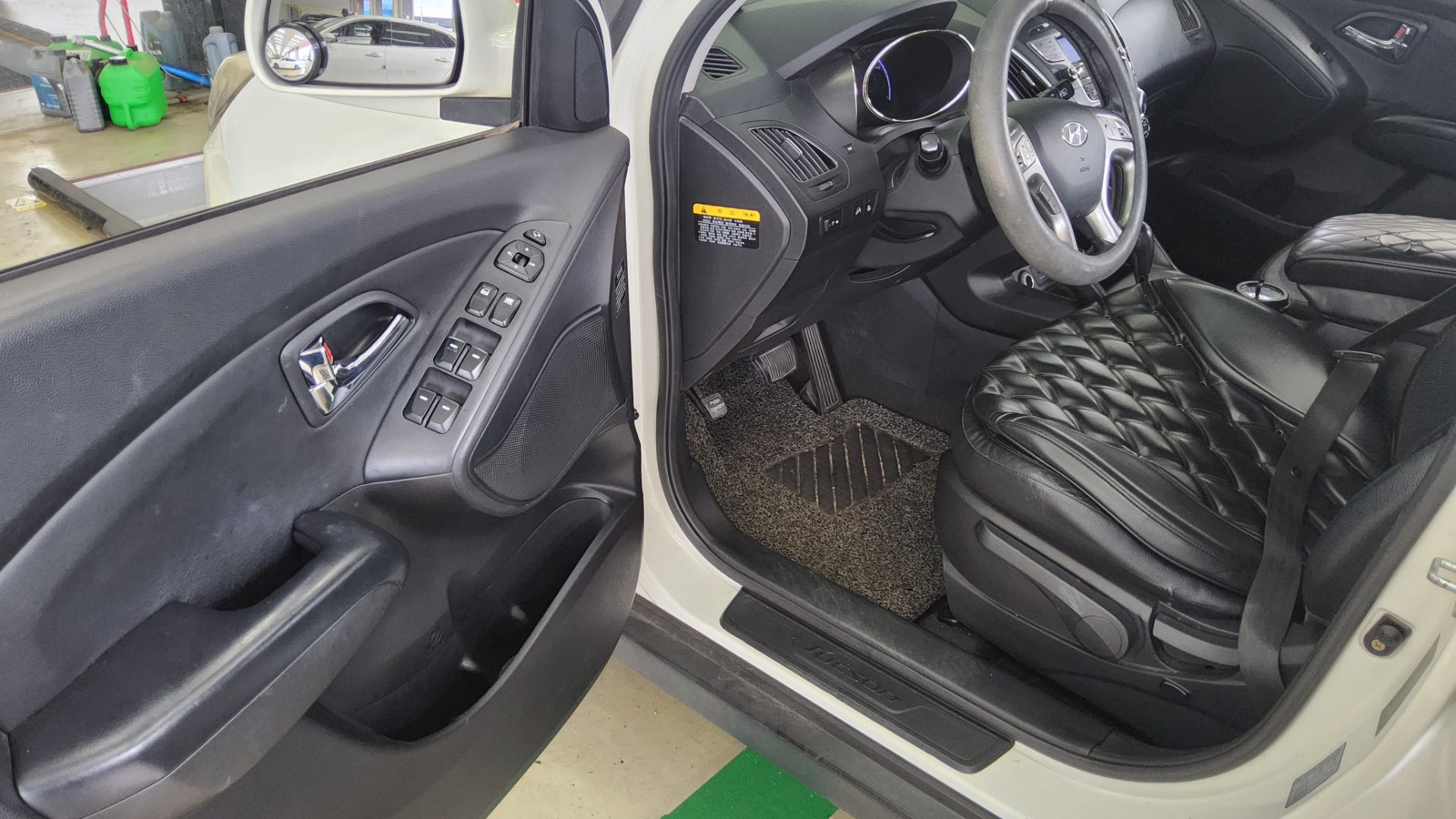 2012 - hyundai tucson