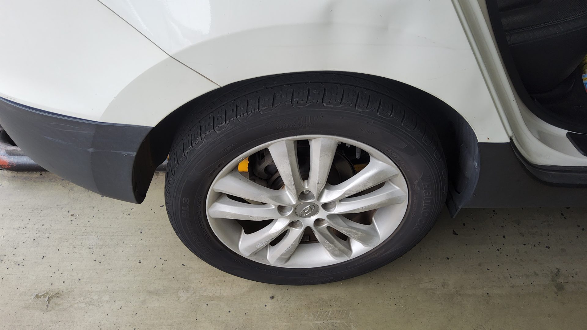 2012 - hyundai tucson