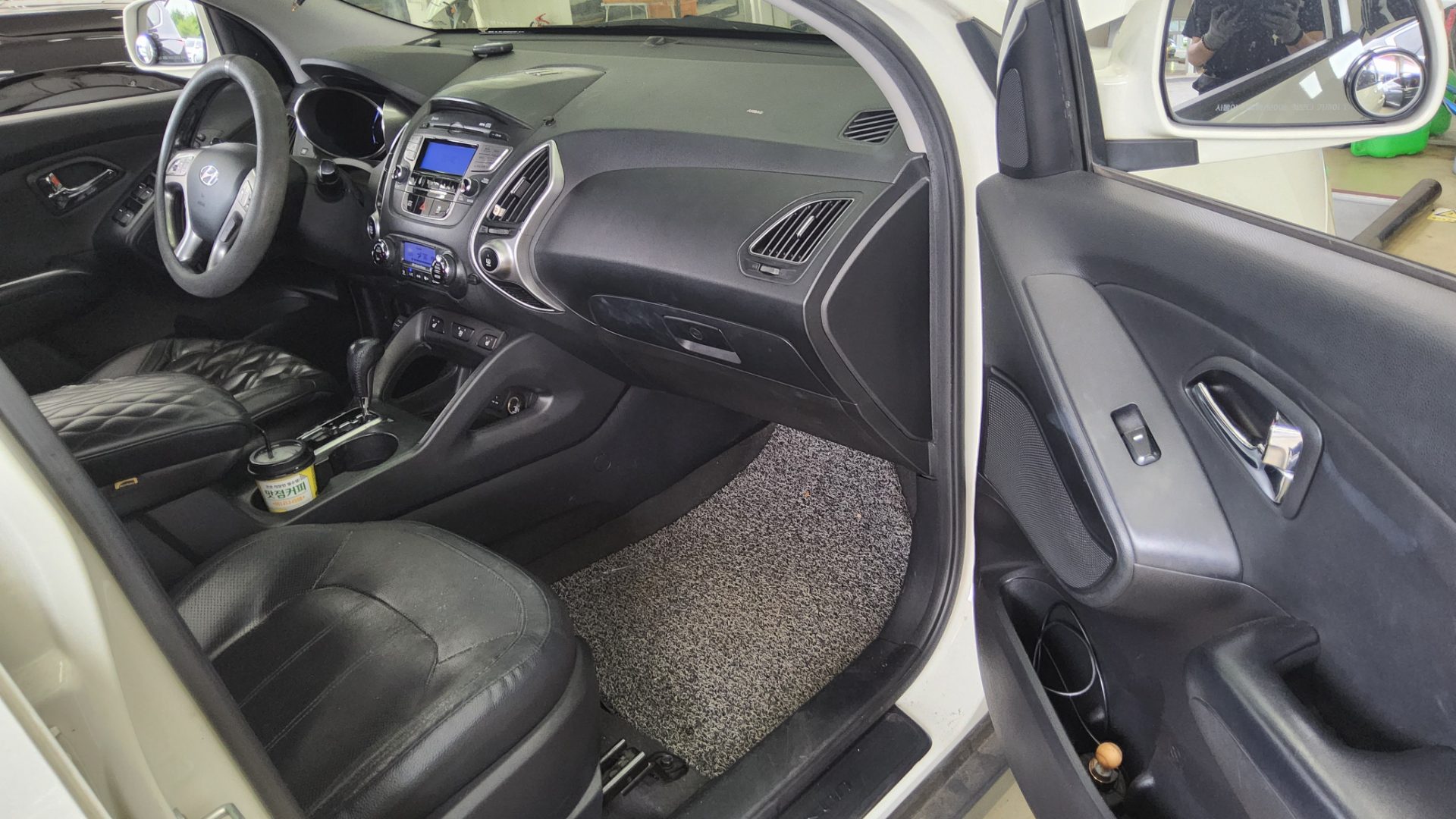 2012 - hyundai tucson