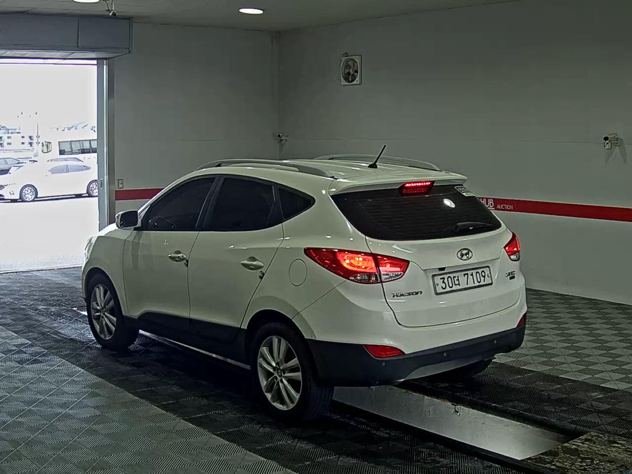 2012 - hyundai tucson
