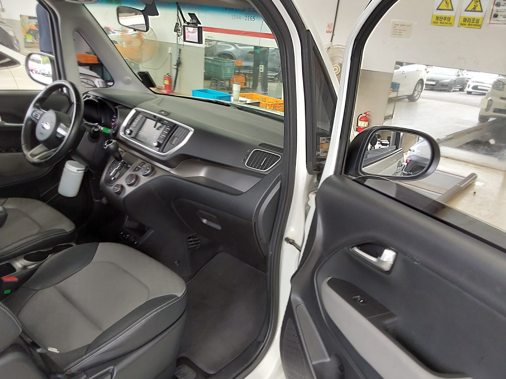 2019 - kia ray