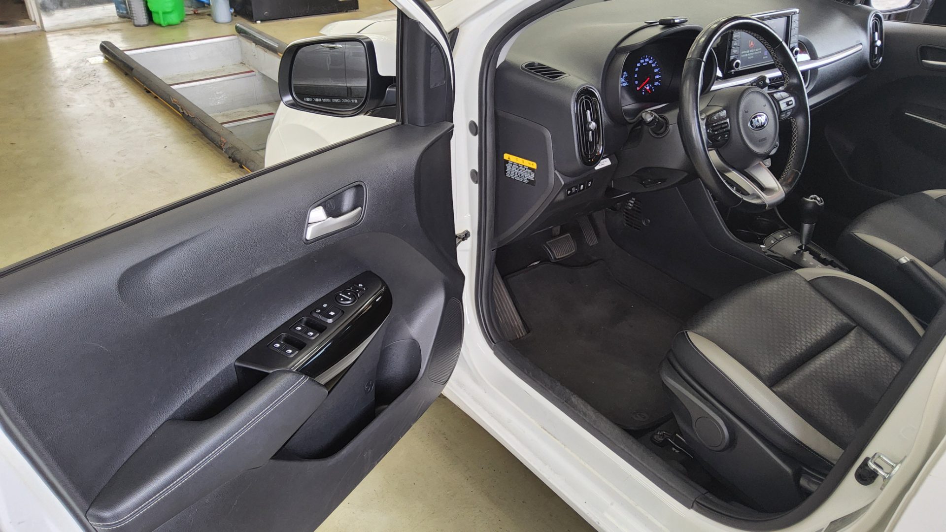 2019 - kia morning