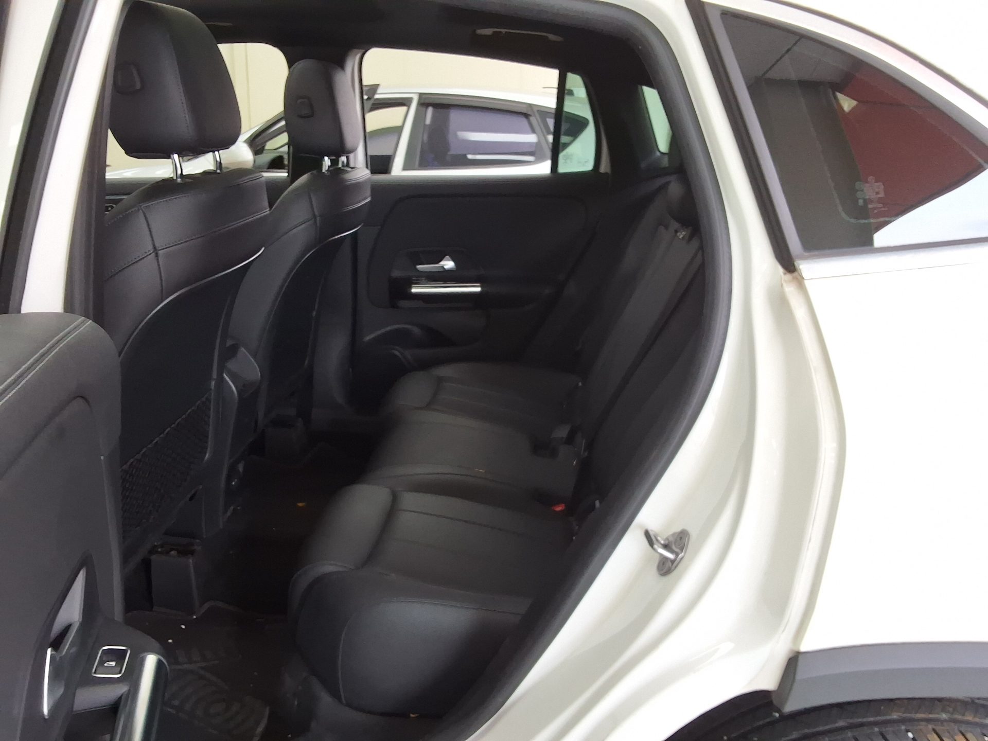 2021 - mercedes-benz gla 220