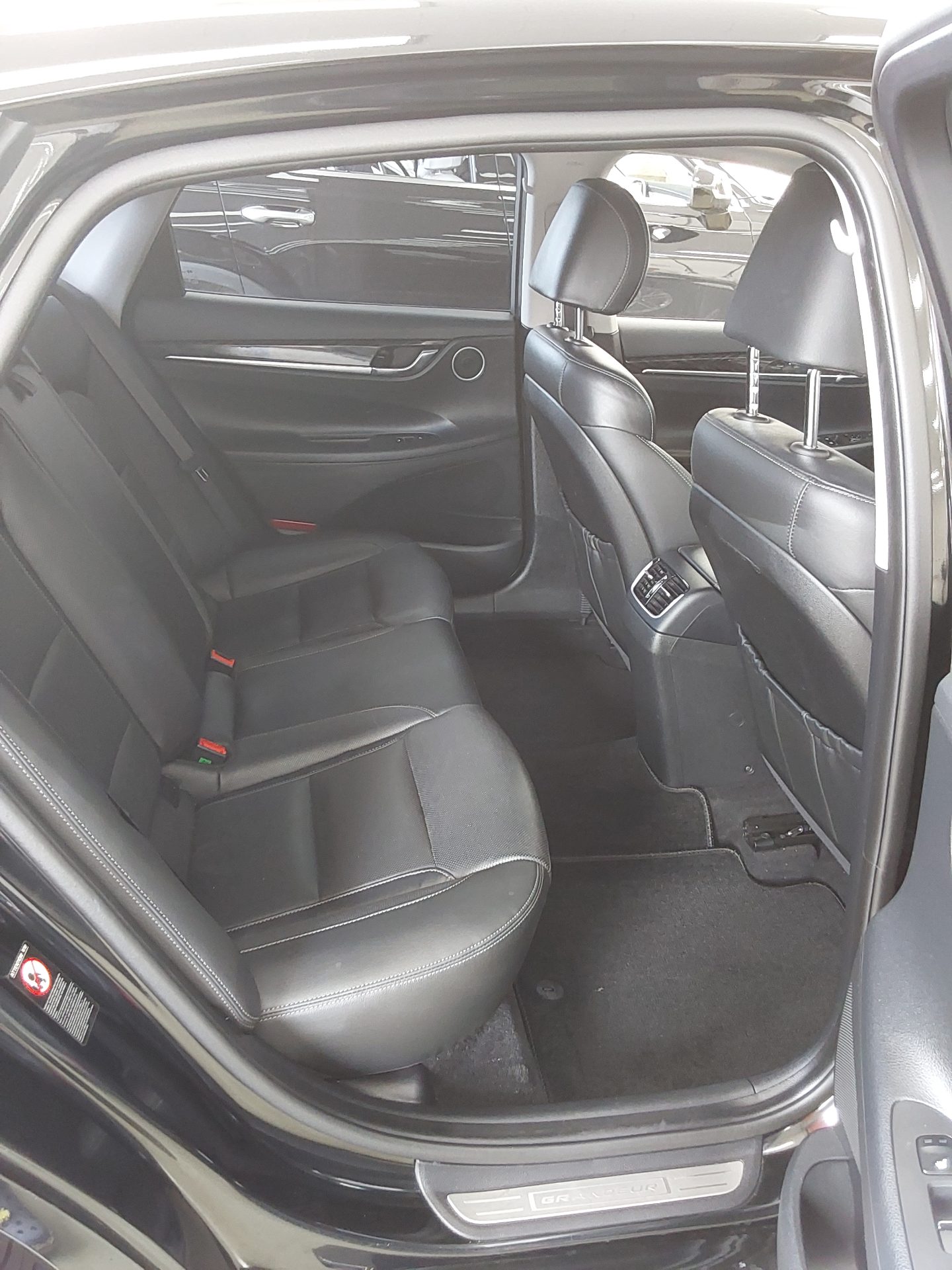 2019 - hyundai grandeur